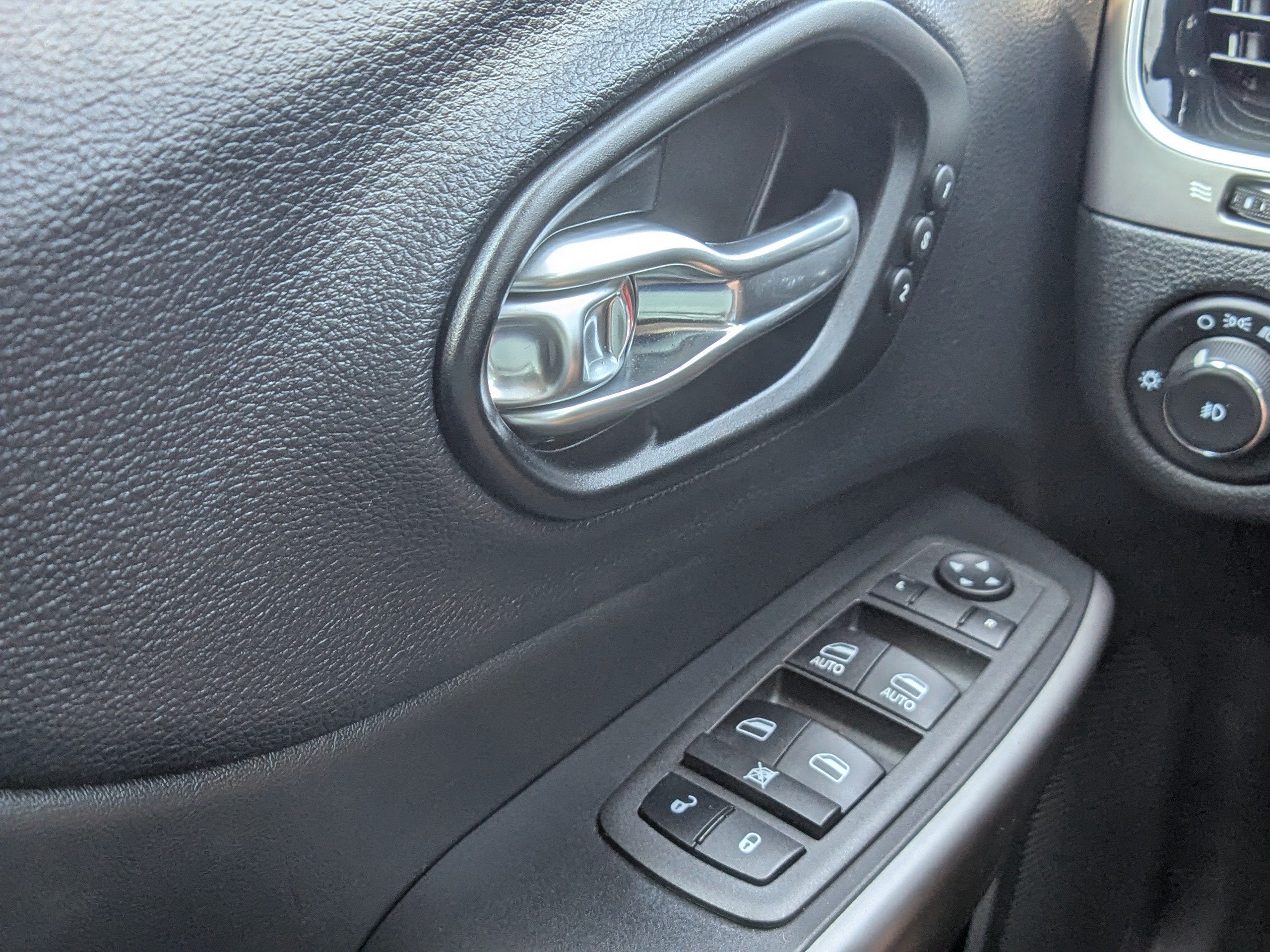 2022 Jeep Cherokee Limited 4x4