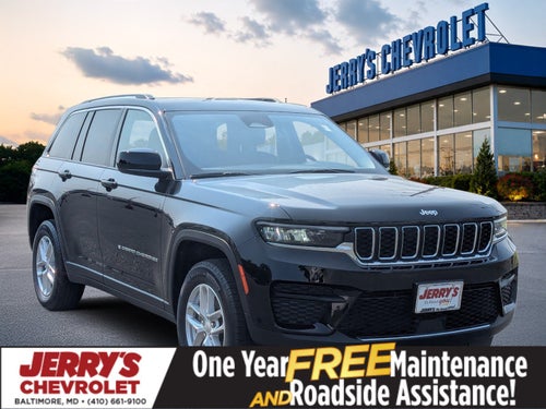 2023 Jeep Grand Cherokee Laredo 4x4