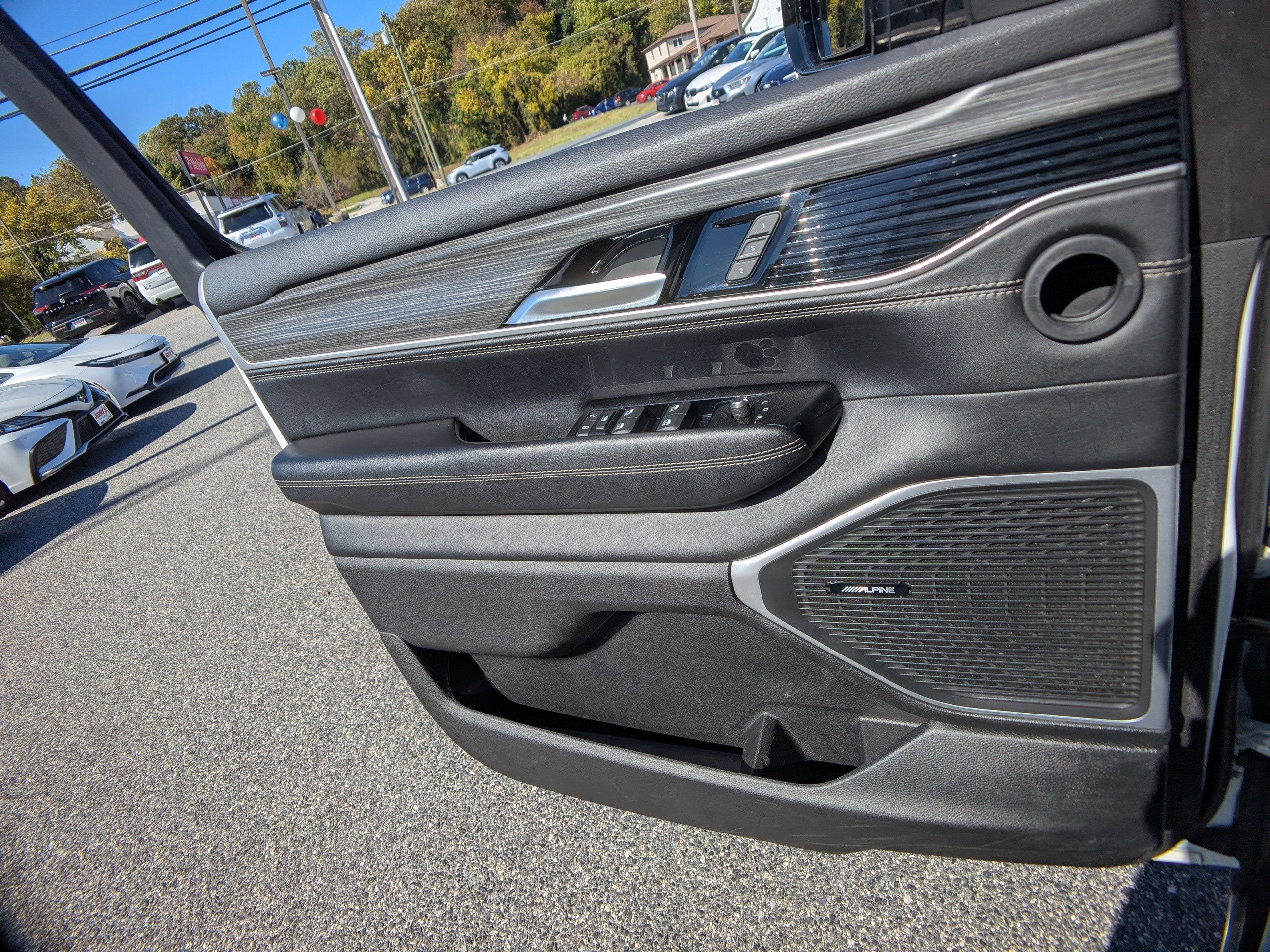 2023 Jeep Wagoneer L Series II
