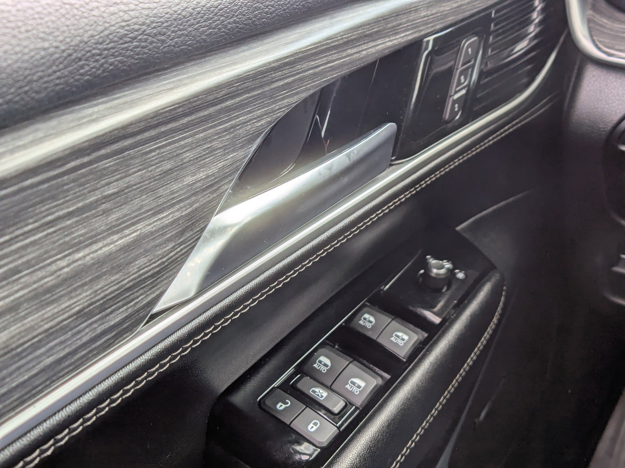 2023 Jeep Wagoneer L Series III