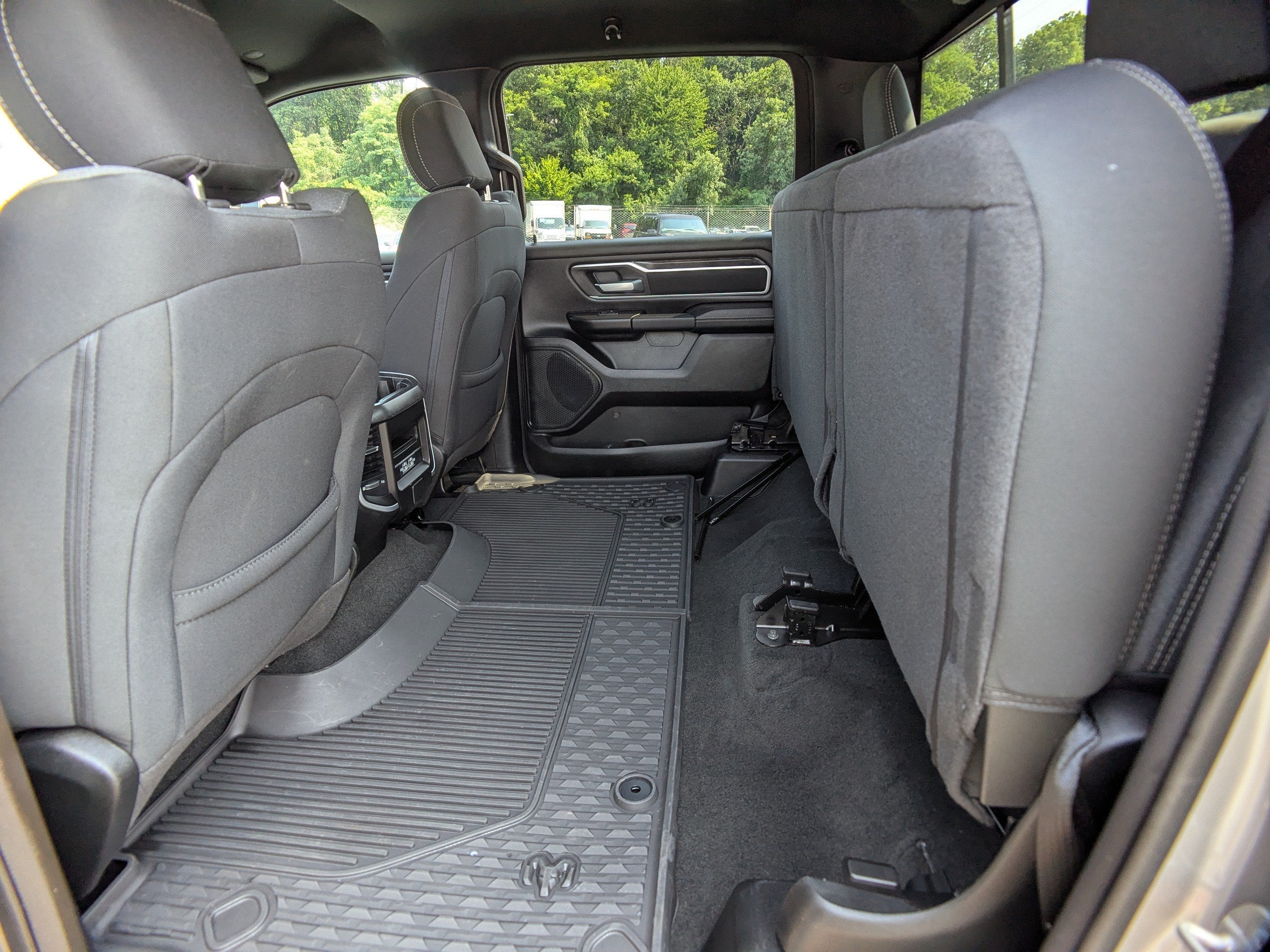 2023 RAM 1500 Big Horn Crew Cab 4x4 5'7" Box