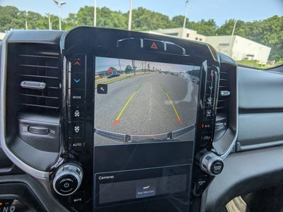 2023 RAM 1500 Big Horn Crew Cab 4x4 5'7" Box