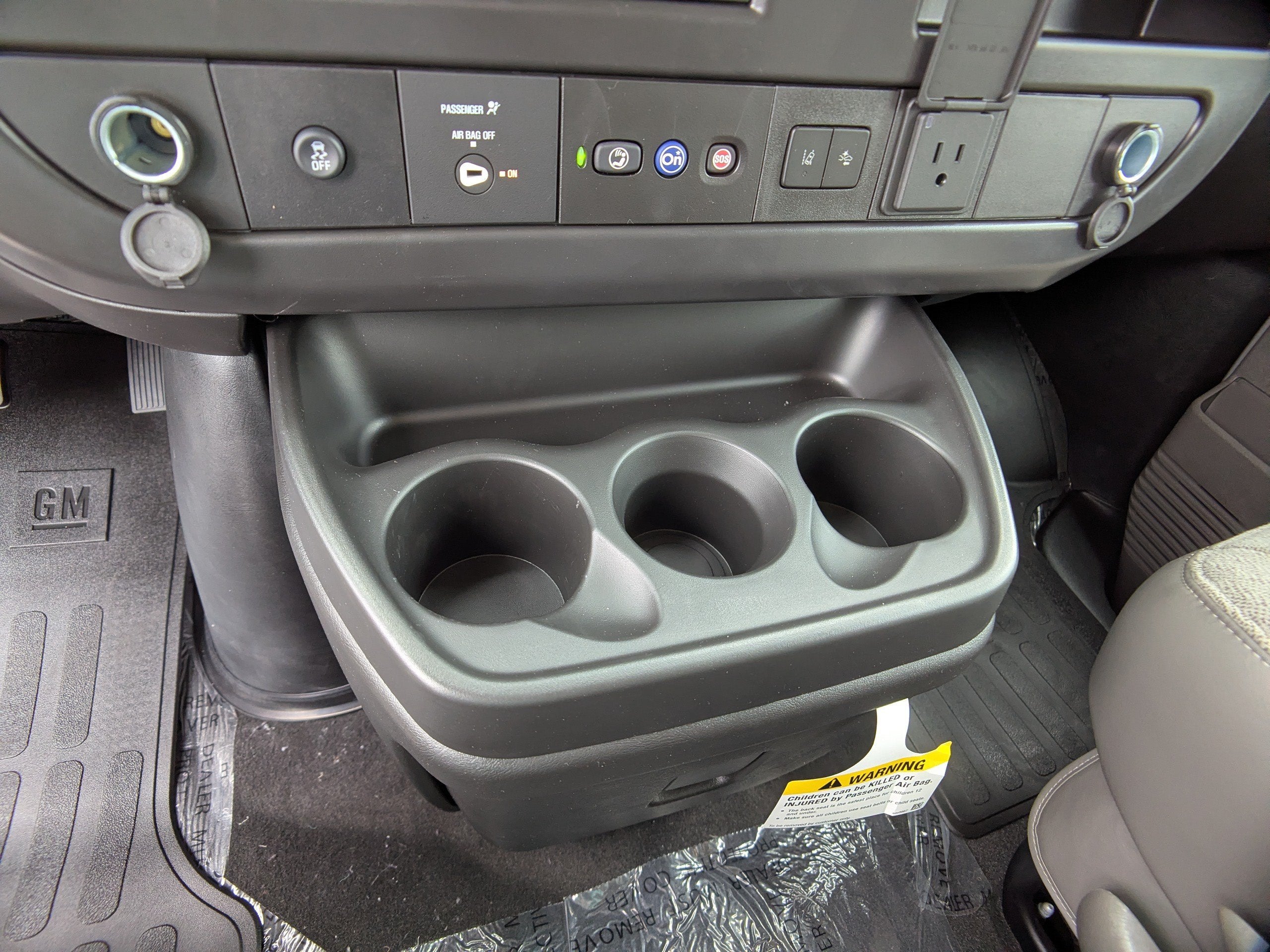 2026 Chevrolet Express Passenger 1LT