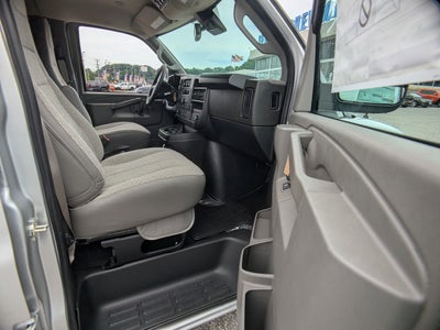 2026 Chevrolet Express Passenger 1LT