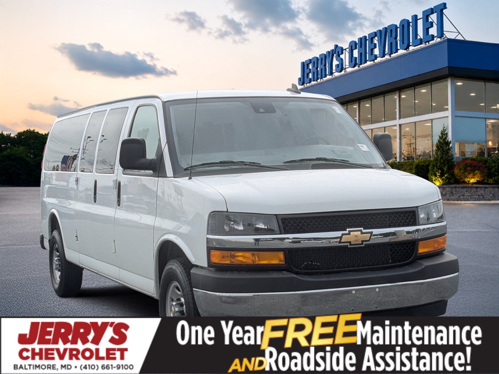 2025 Chevrolet Express Passenger 1LT