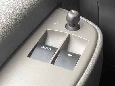 2025 Chevrolet Express Passenger 1LT