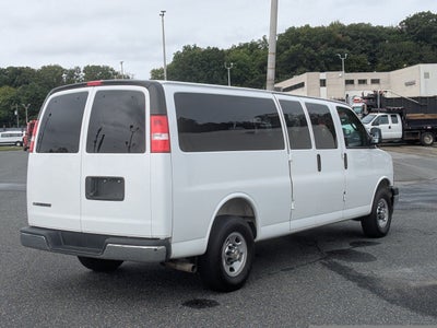 2025 Chevrolet Express Passenger 1LT