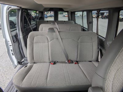 2025 Chevrolet Express Passenger 1LT