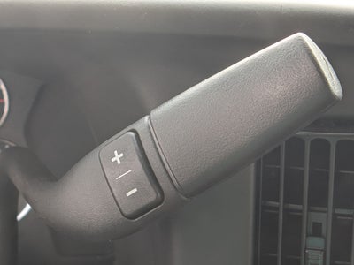 2025 Chevrolet Express Passenger 1LT