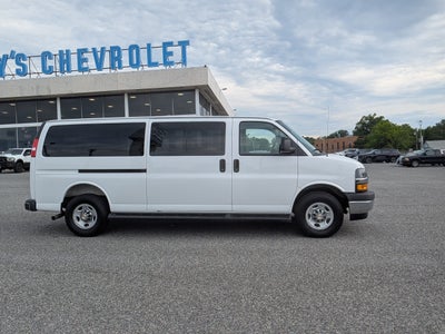 2025 Chevrolet Express Passenger 1LT
