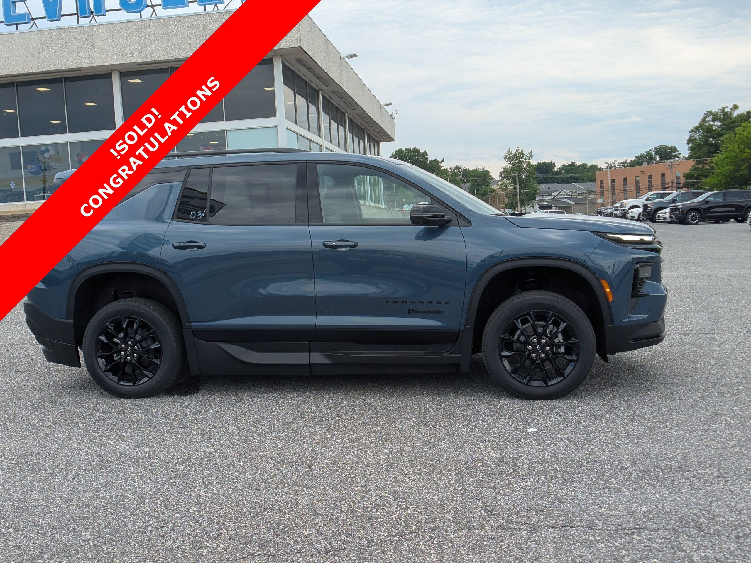 2026 Chevrolet Traverse LT