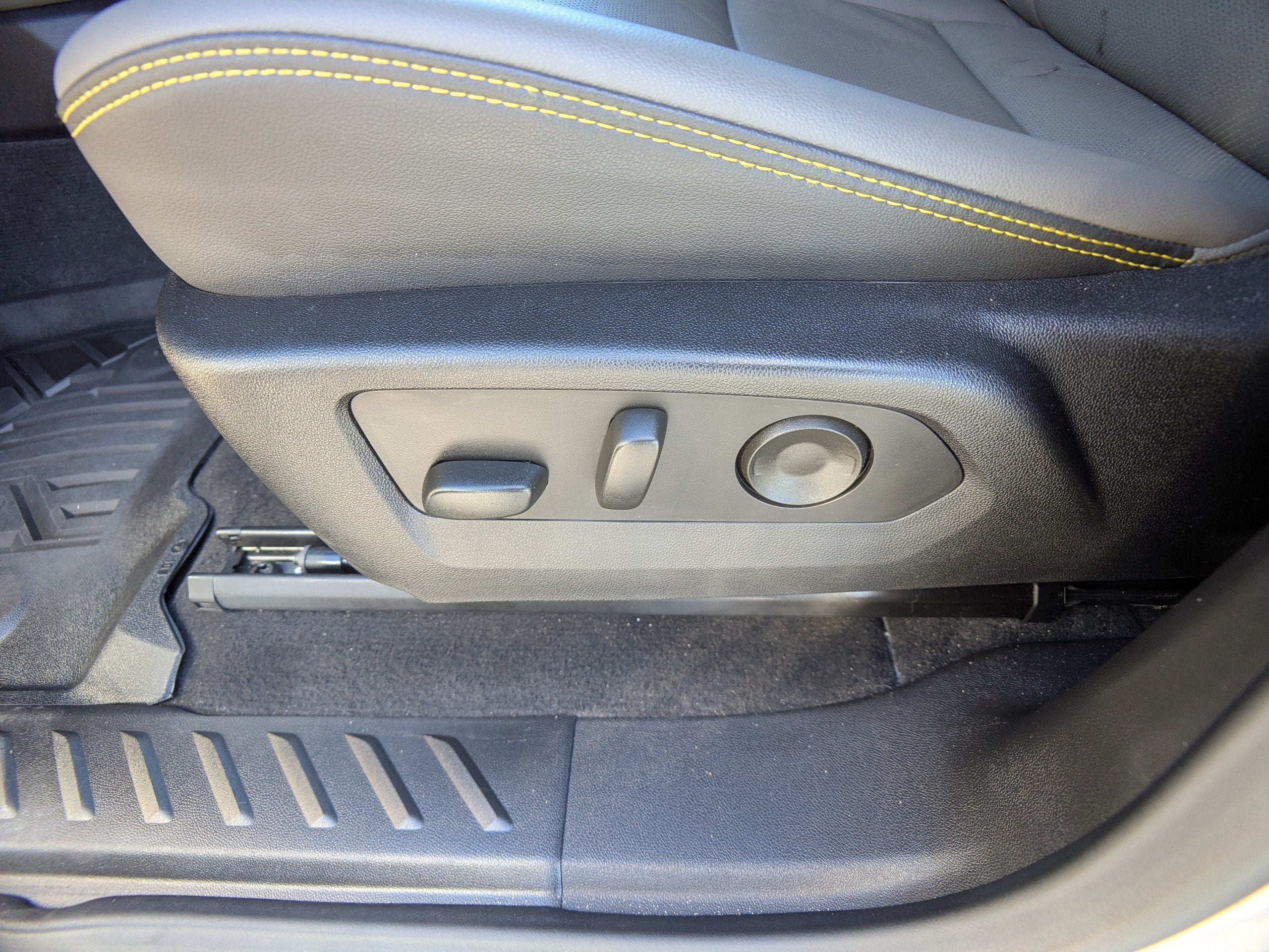 2026 Chevrolet Colorado ZR2 - Photo 17
