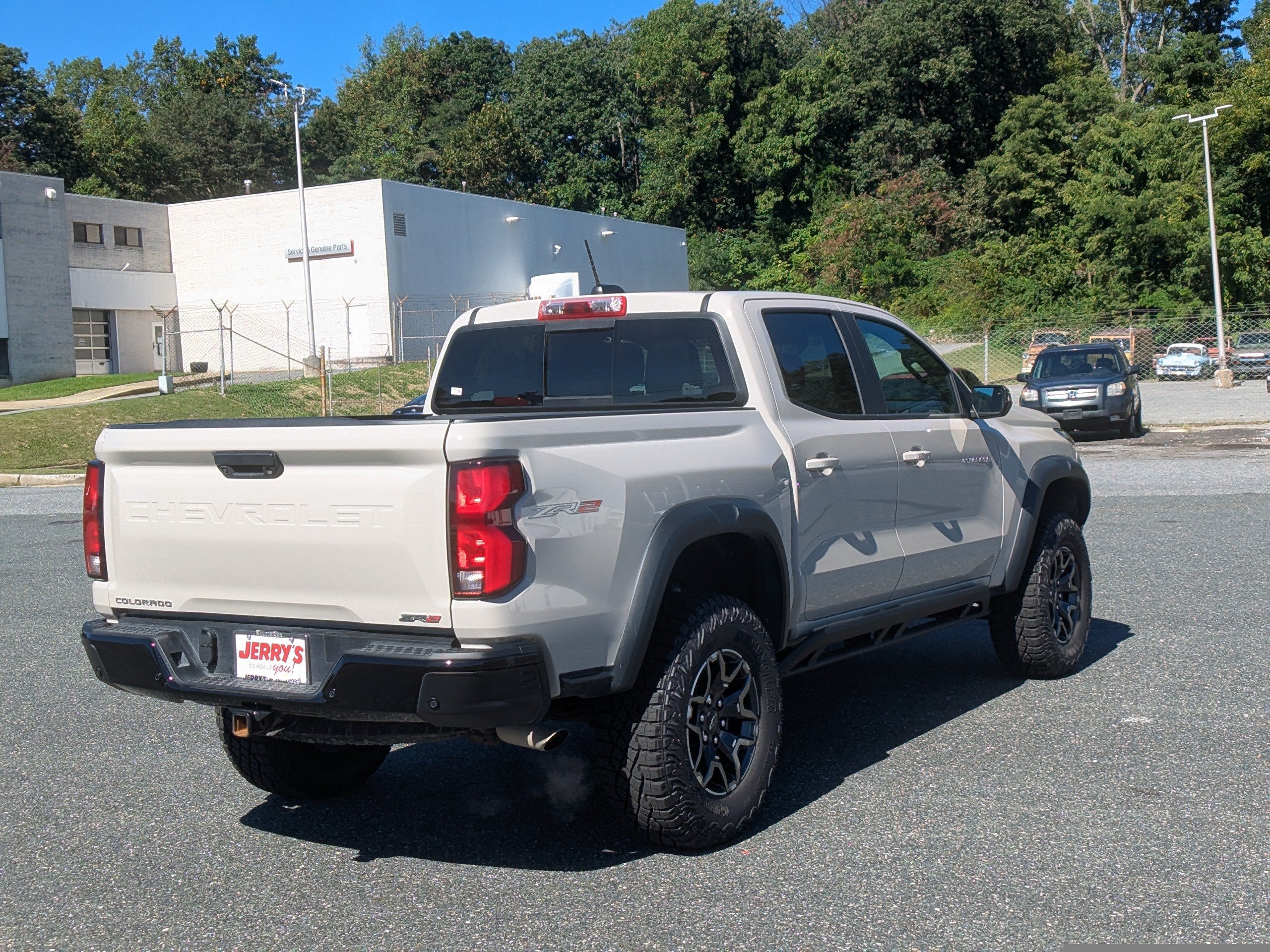 2026 Chevrolet Colorado ZR2 - Photo 8