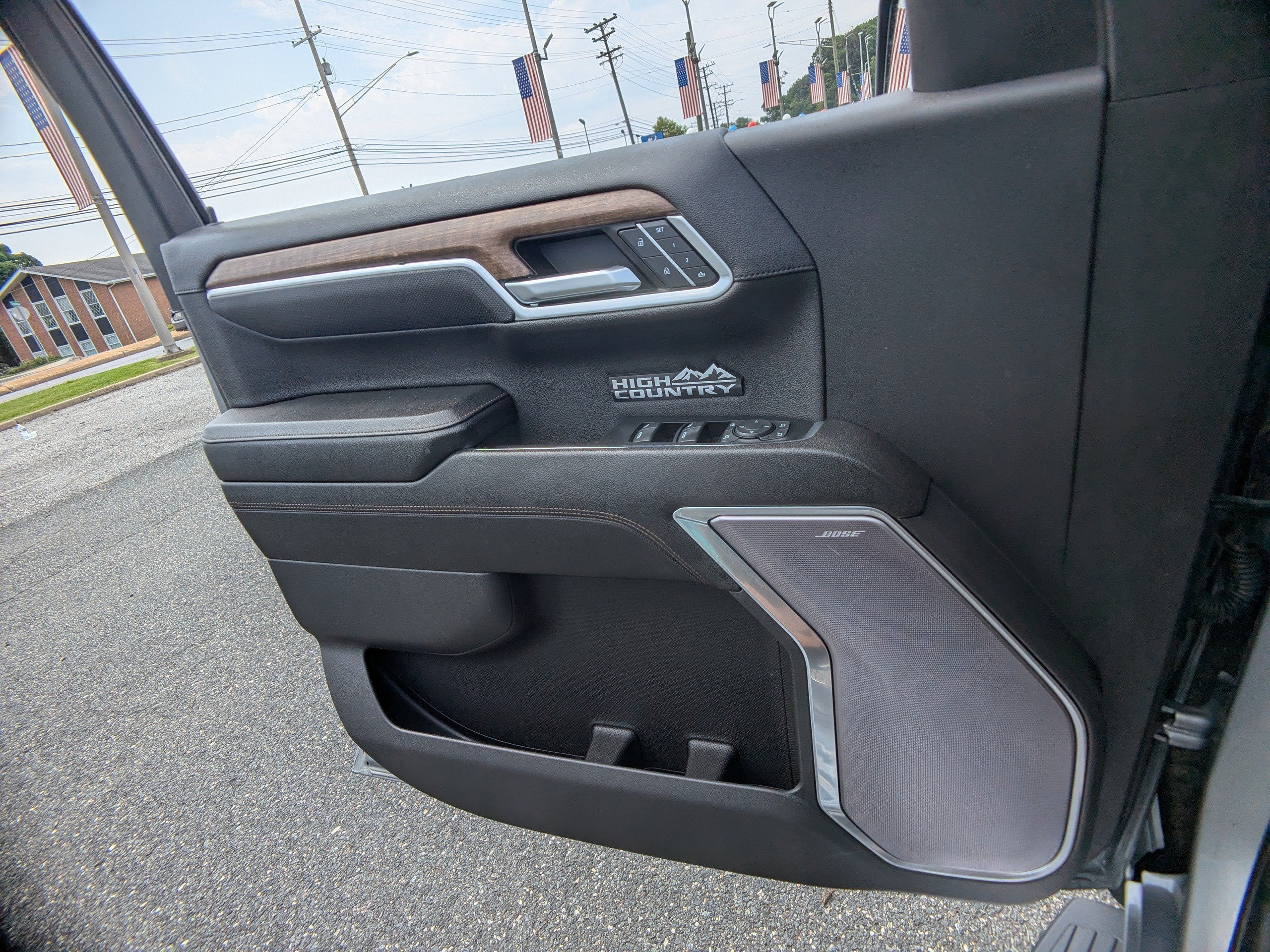 2023 Chevrolet Silverado 1500 High Country