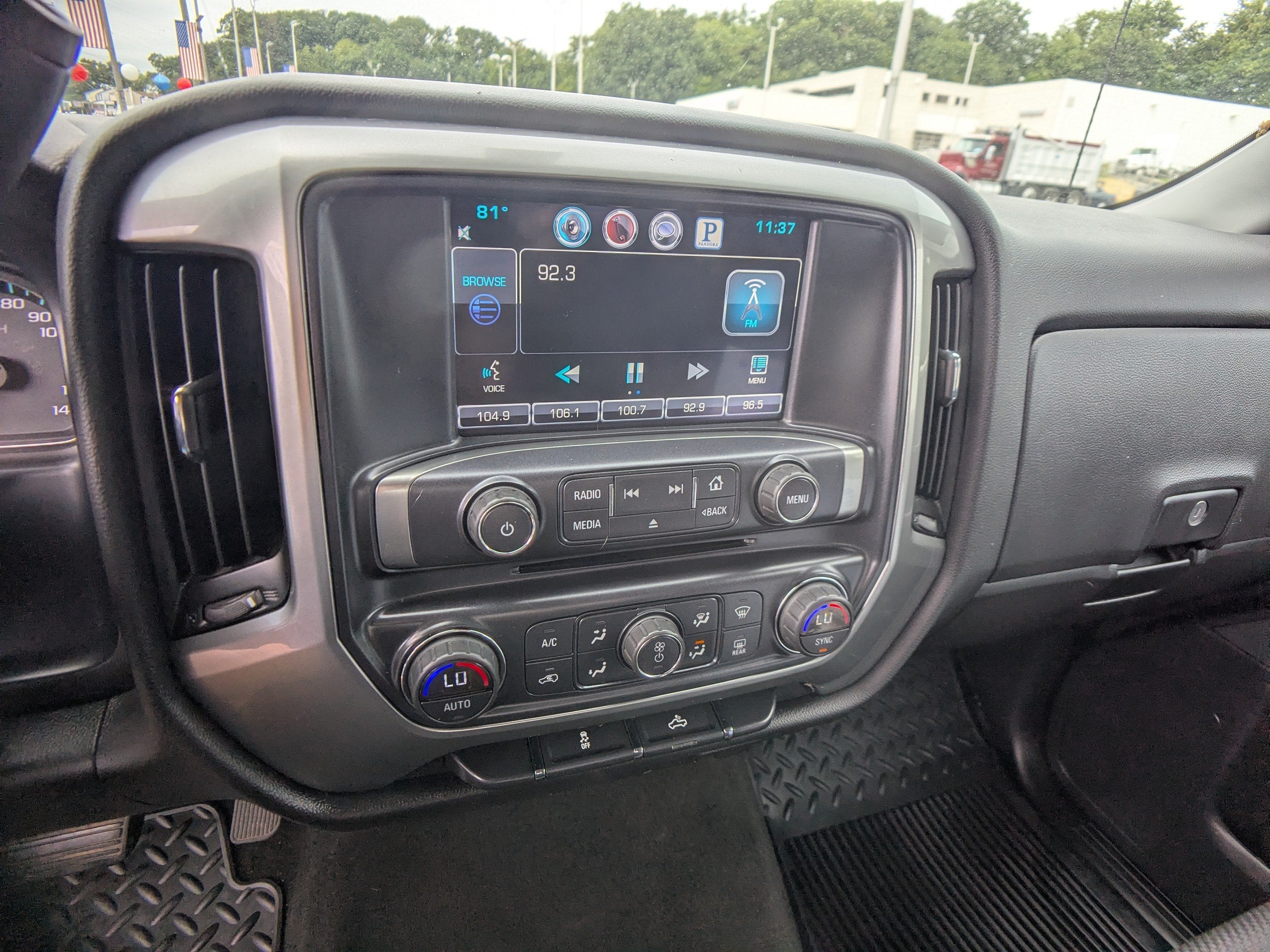 2015 Chevrolet Silverado 1500 LT