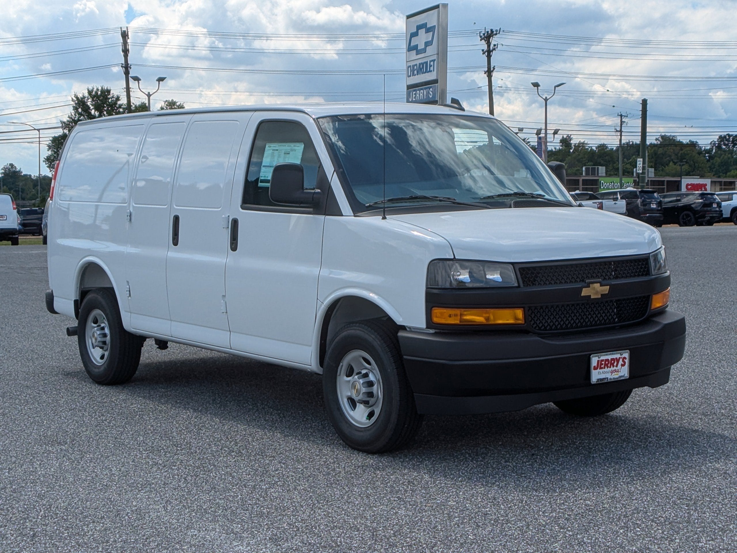 2025 Chevrolet Express Cargo 2500 WT