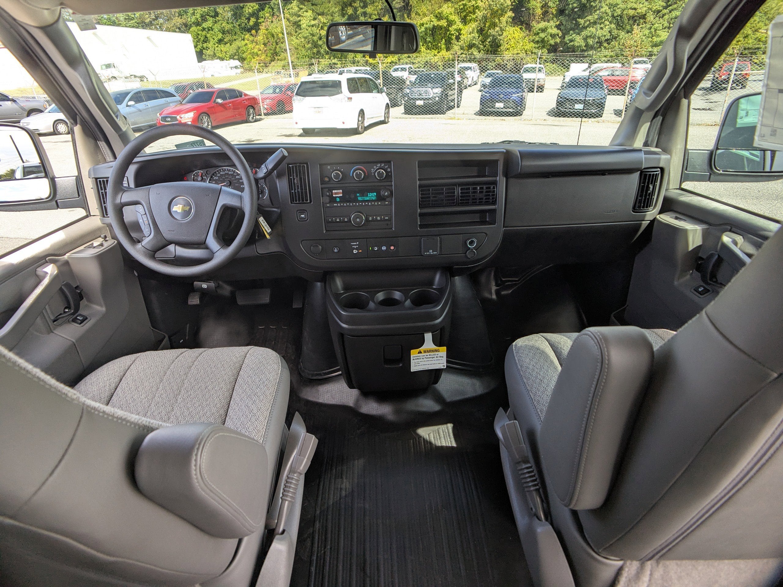 2025 Chevrolet Express Cargo 2500 WT