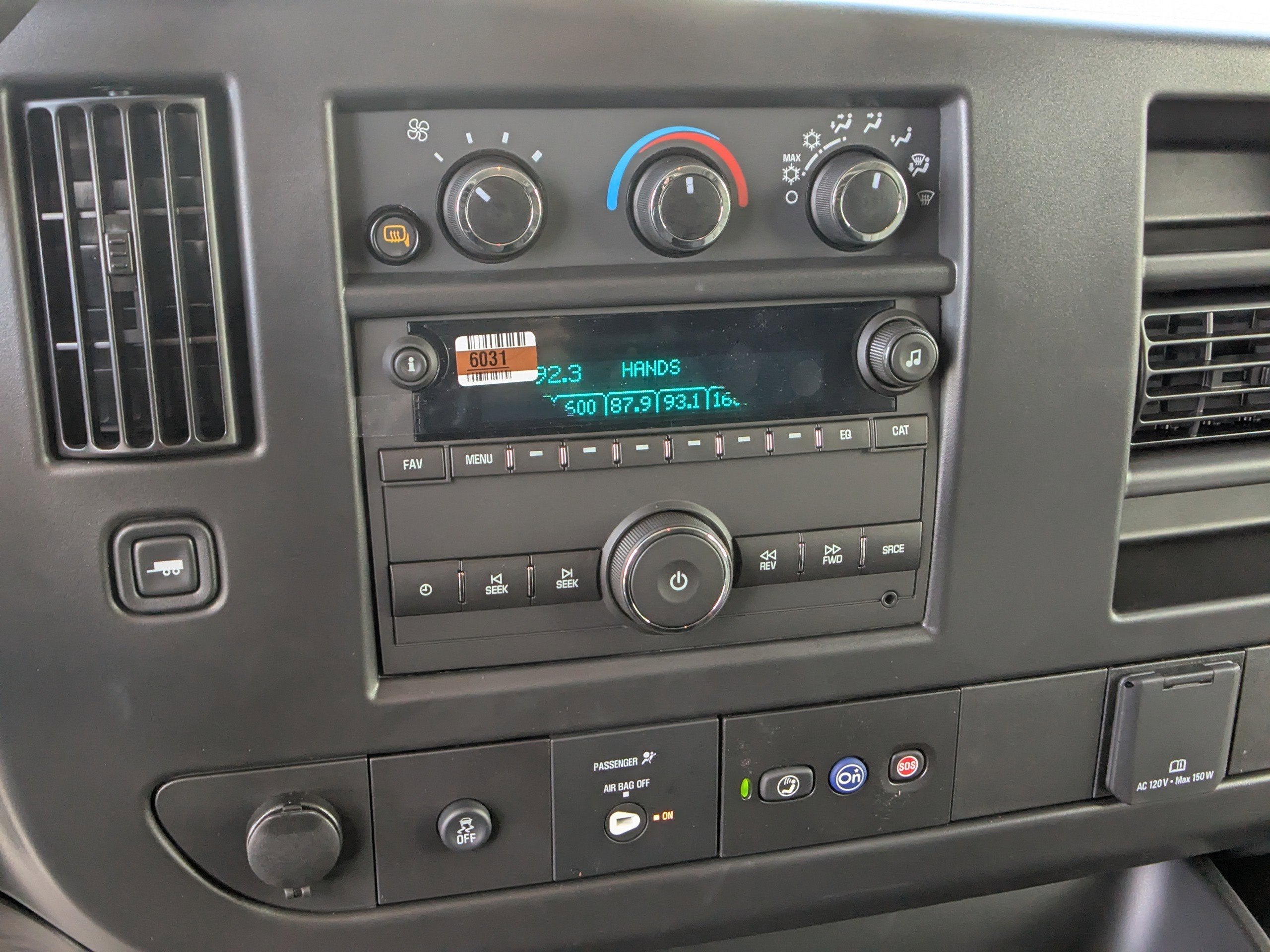 2025 Chevrolet Express Cargo 2500 WT