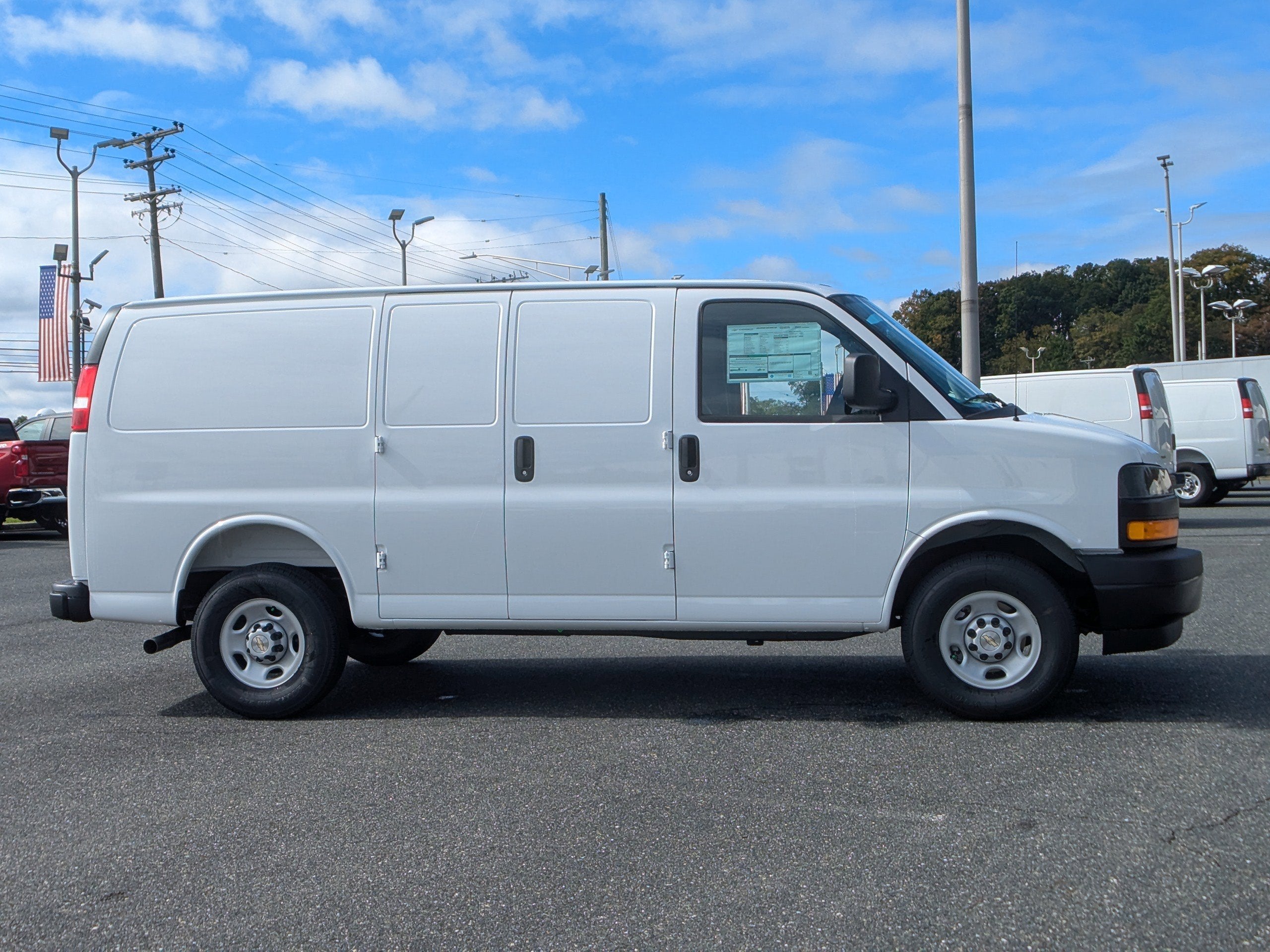2025 Chevrolet Express Cargo 2500 WT