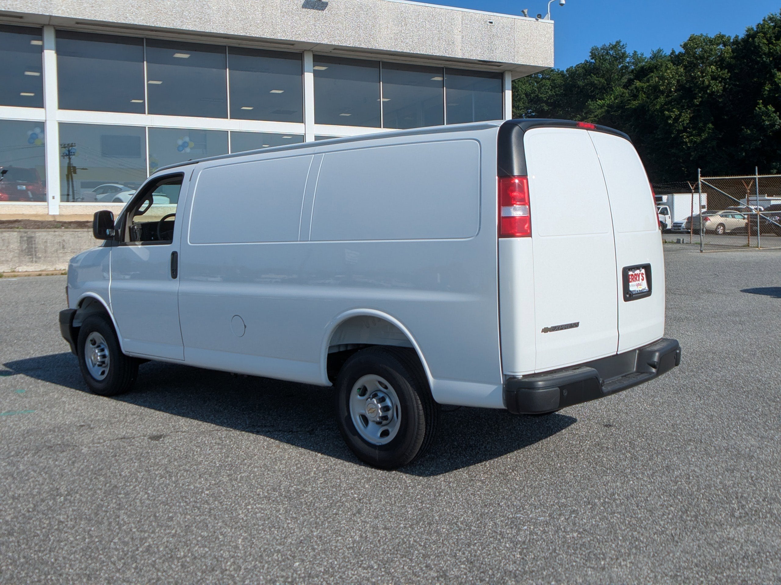 2025 Chevrolet Express Cargo 2500 WT
