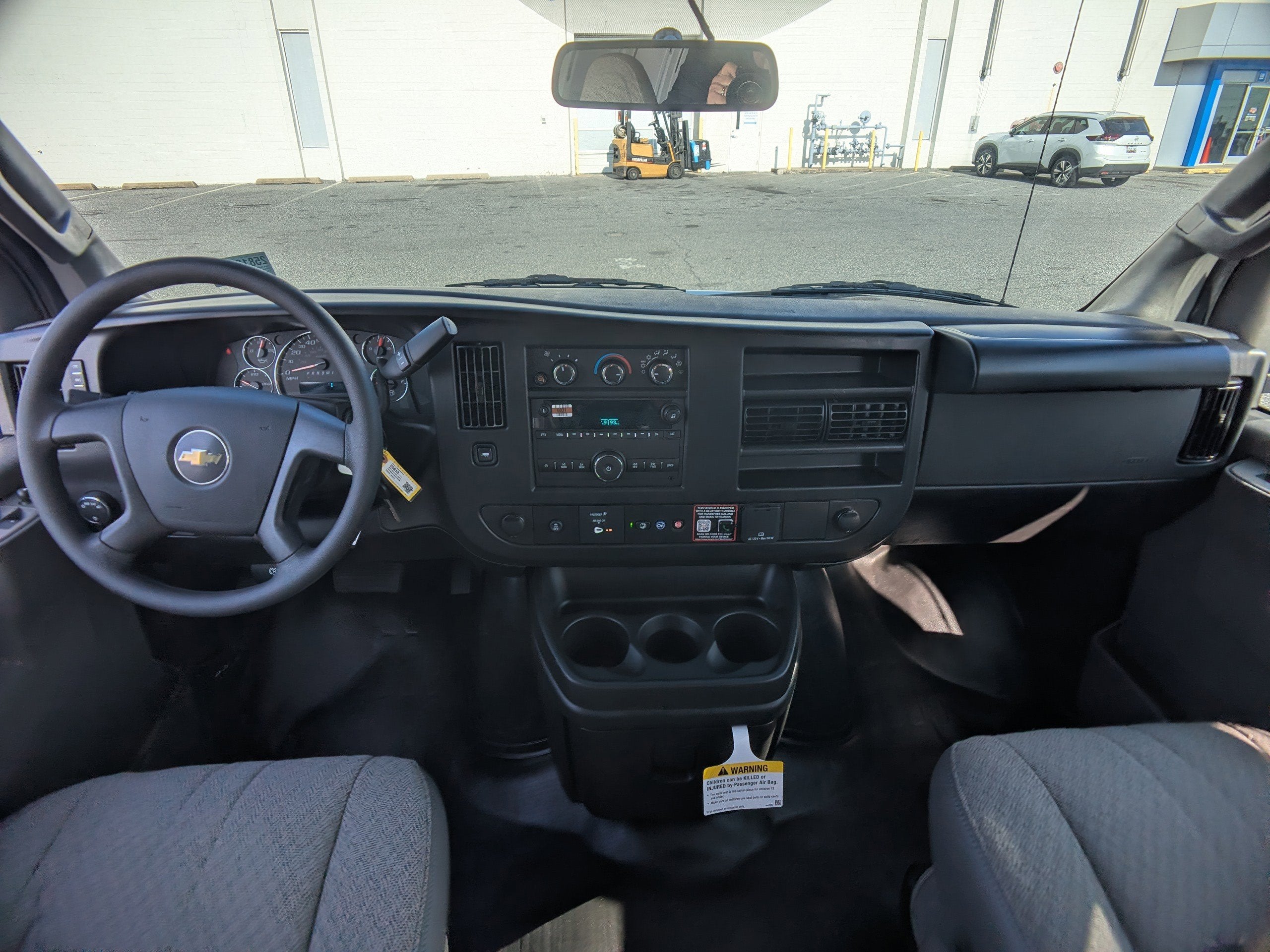 2025 Chevrolet Express Cargo 2500 WT