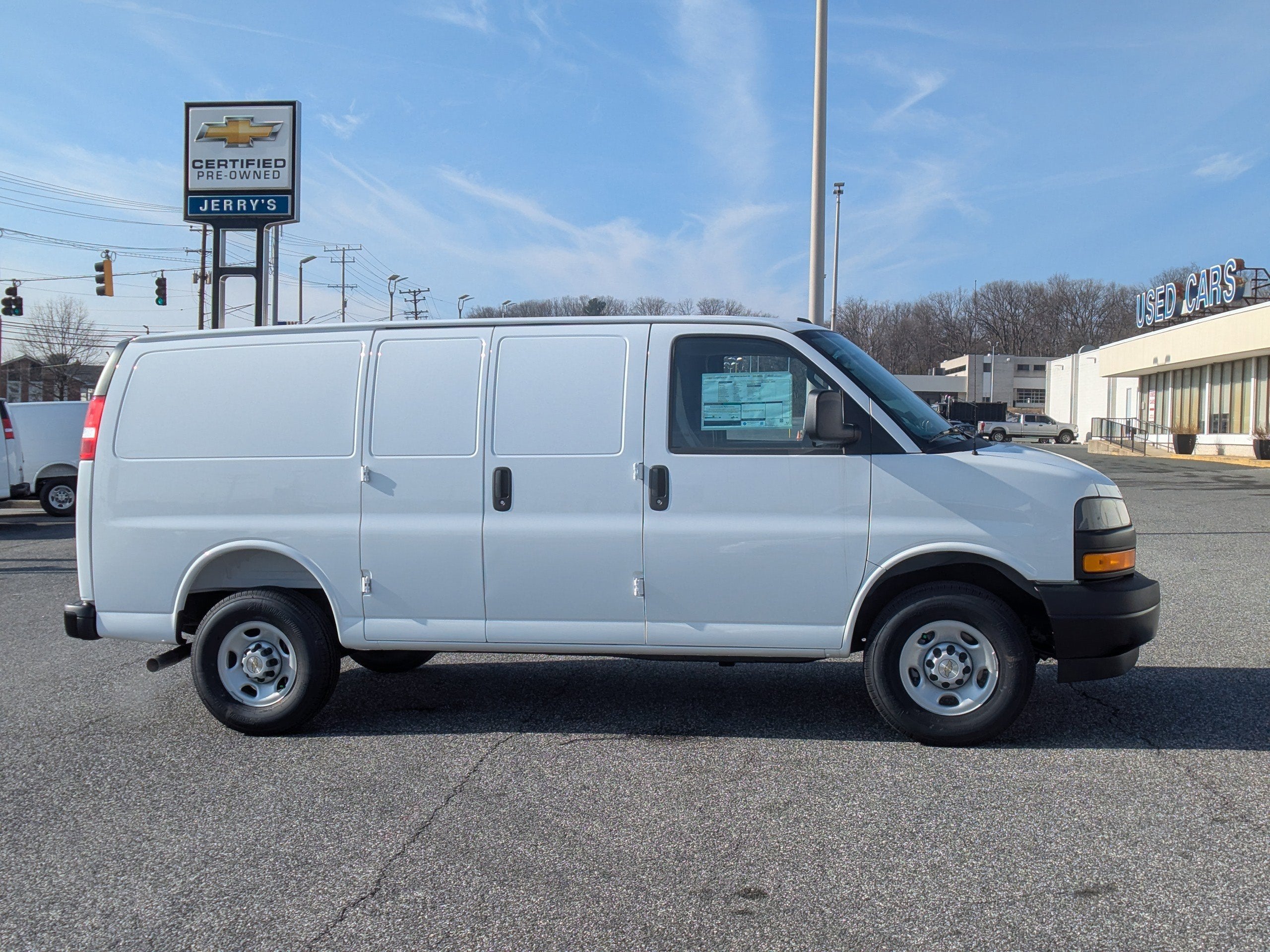 2025 Chevrolet Express Cargo 2500 WT