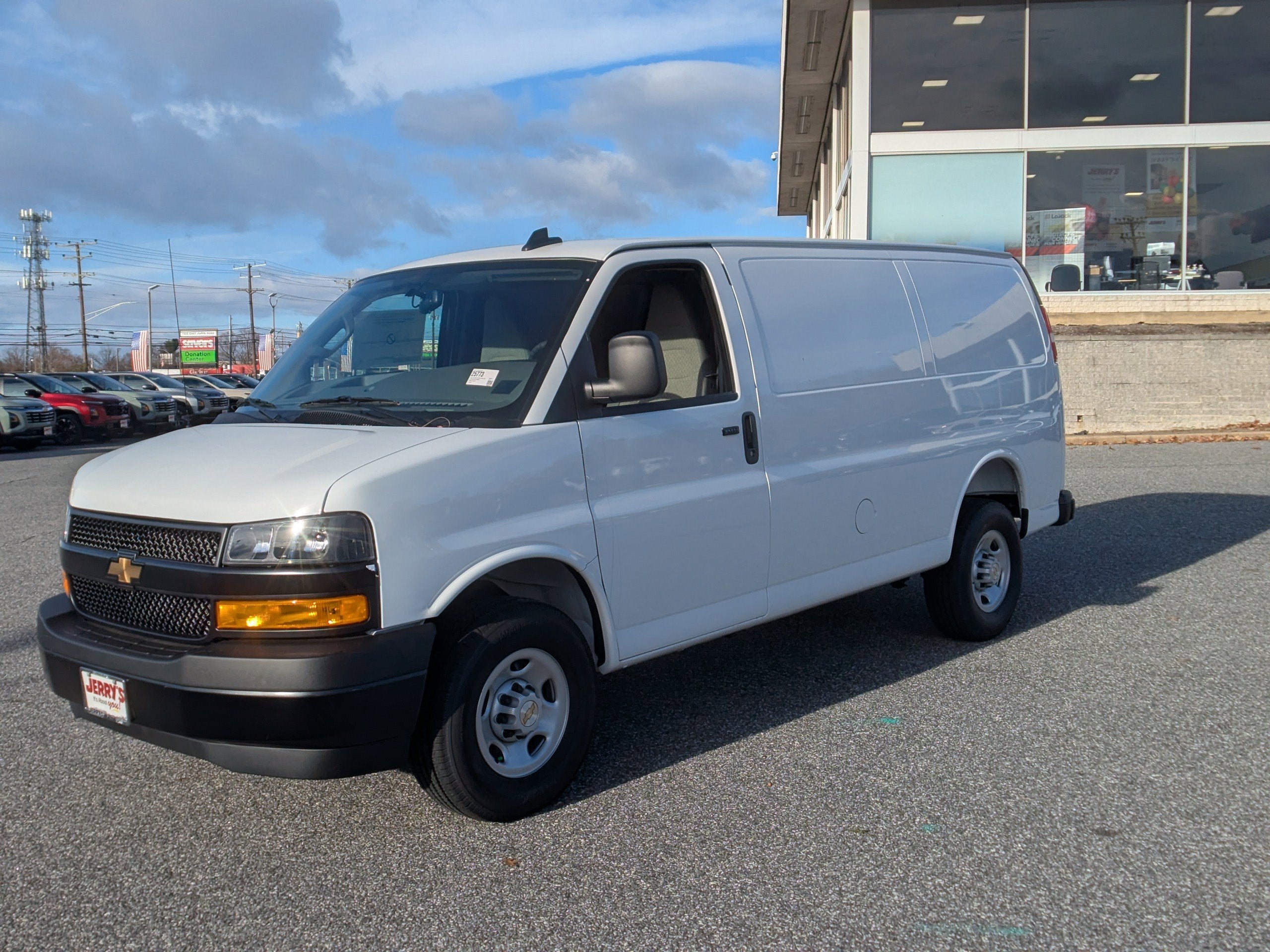 2025 Chevrolet Express Cargo 2500 WT