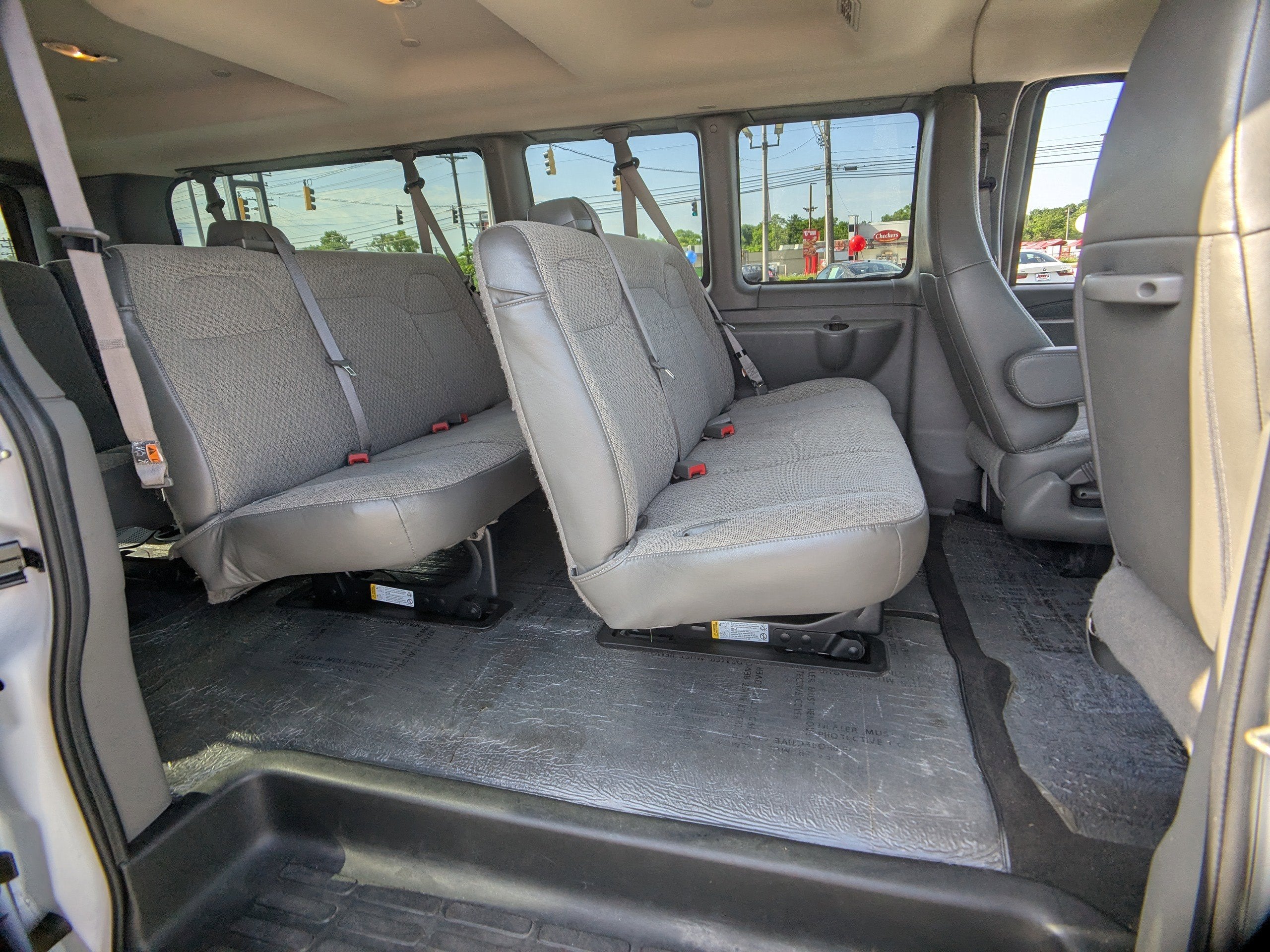 2025 GMC Savana Passenger LT