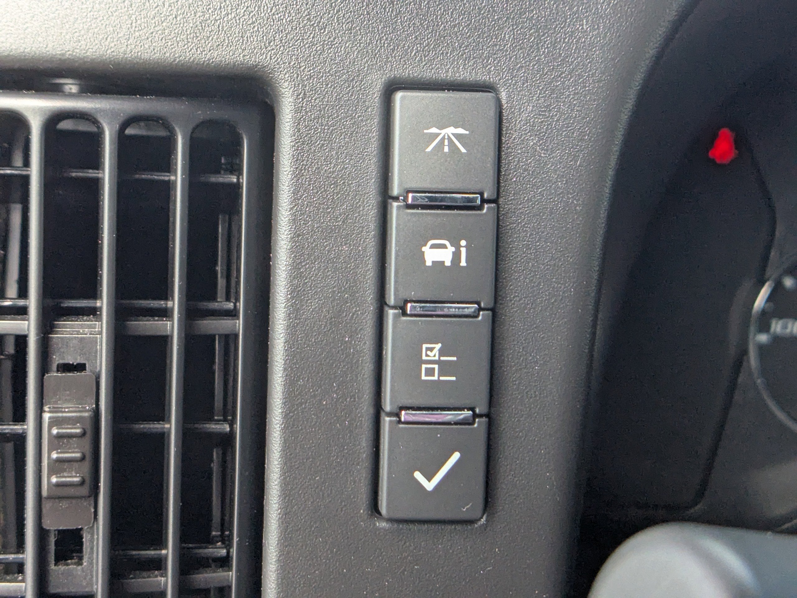 2025 GMC Savana Passenger LT