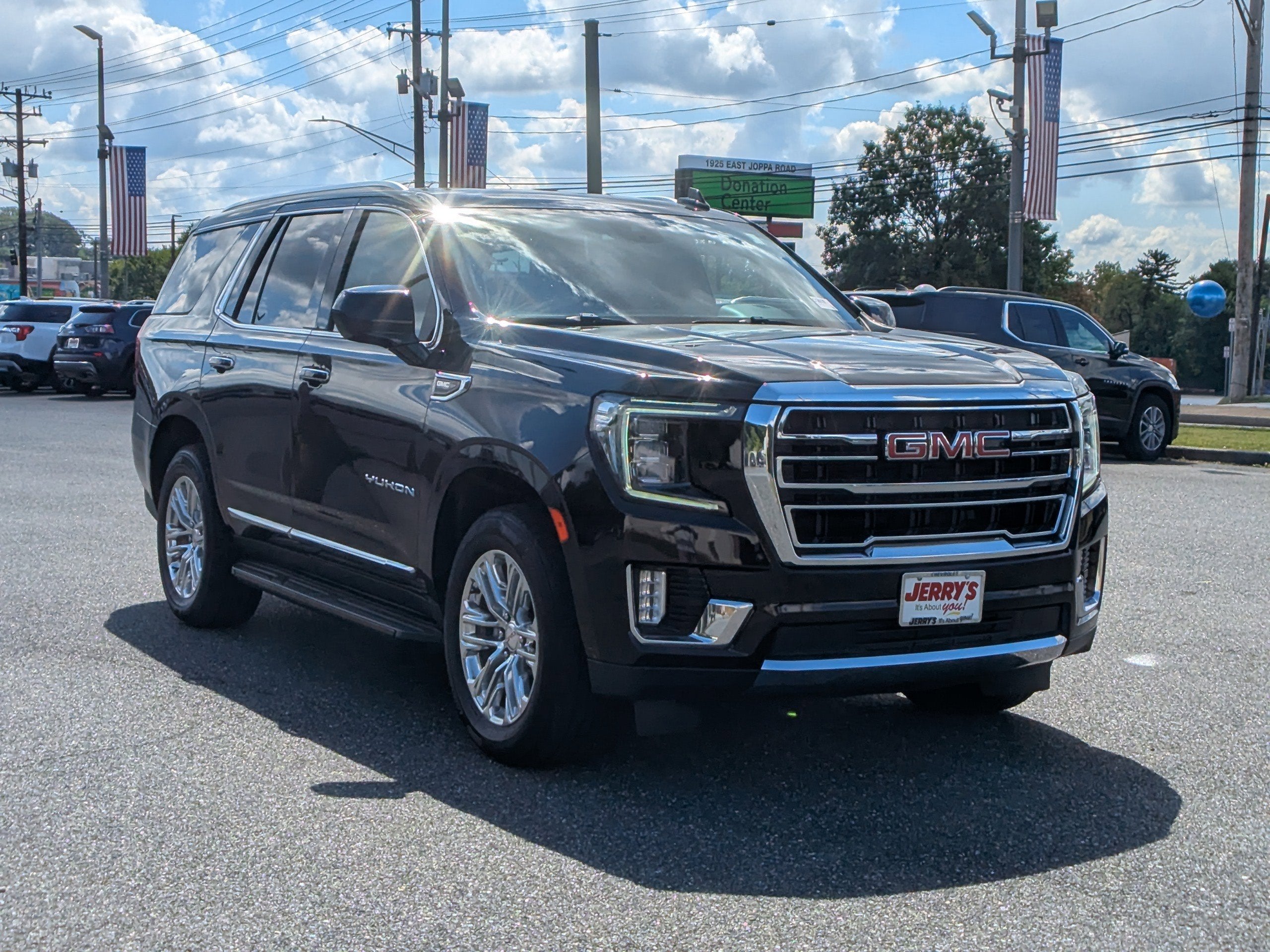 2023 GMC Yukon SLT