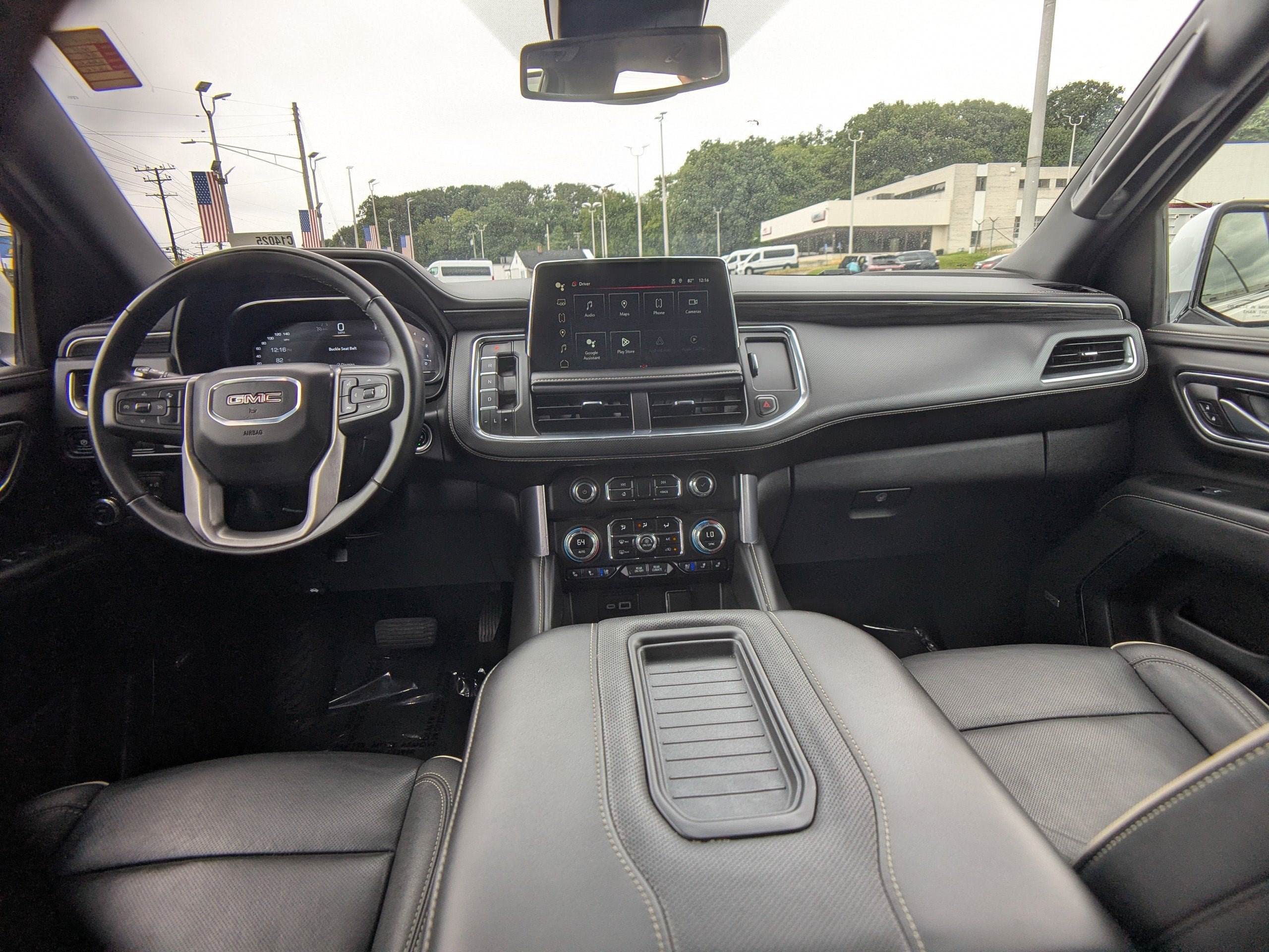 2024 GMC Yukon XL SLT
