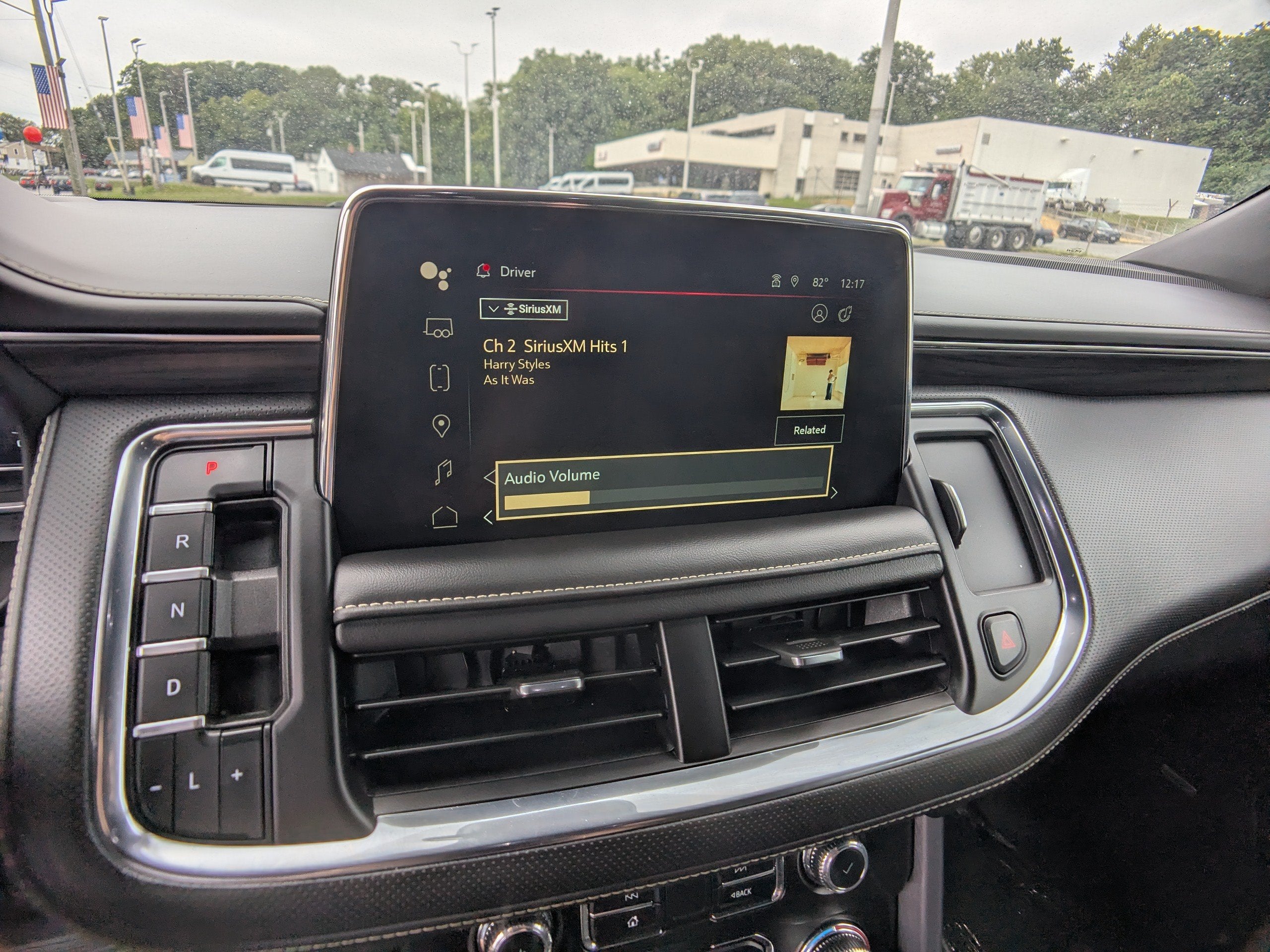 2024 GMC Yukon XL SLT