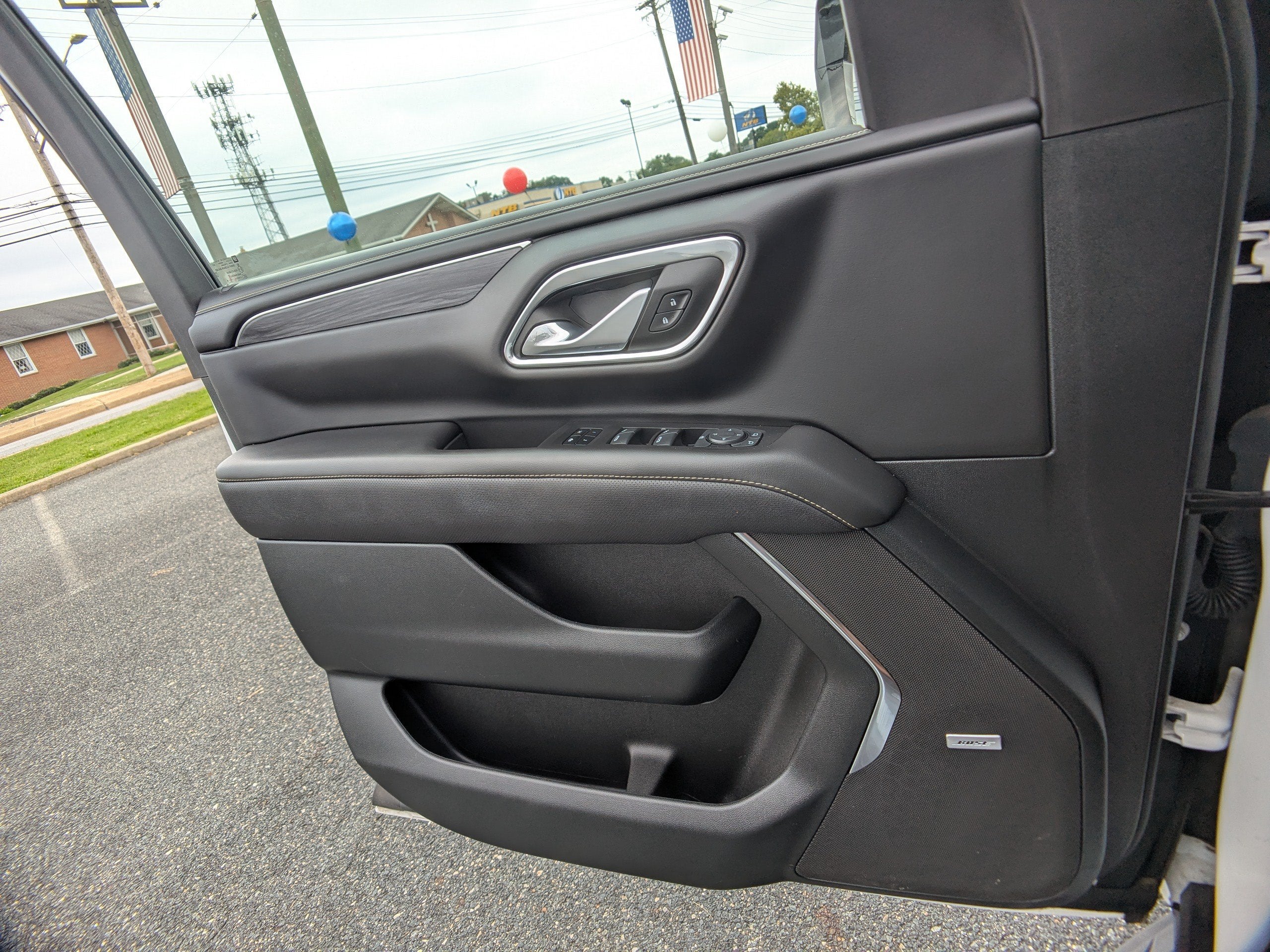 2024 GMC Yukon XL SLT