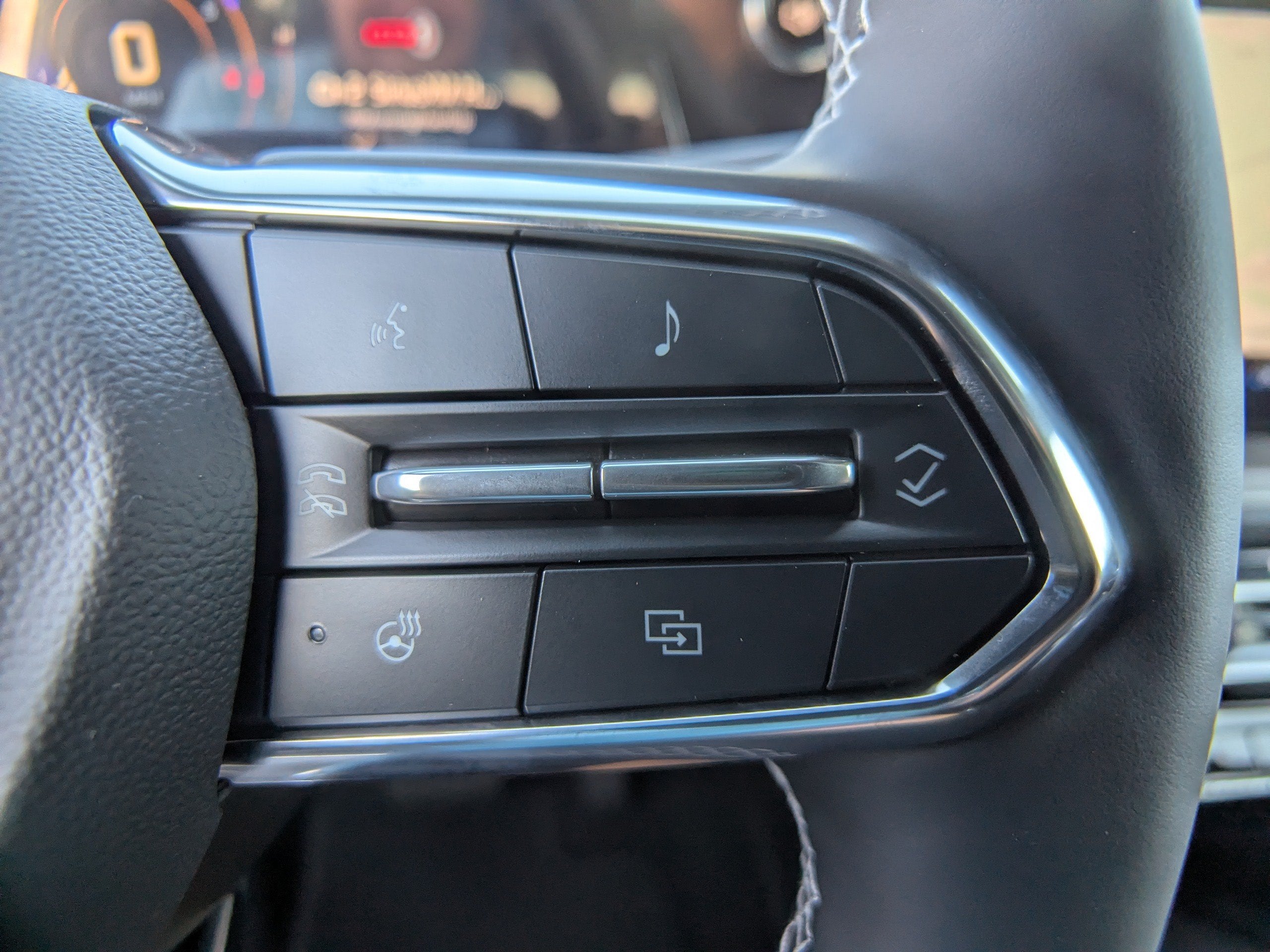2027 Chevrolet Traverse LT - Photo 24