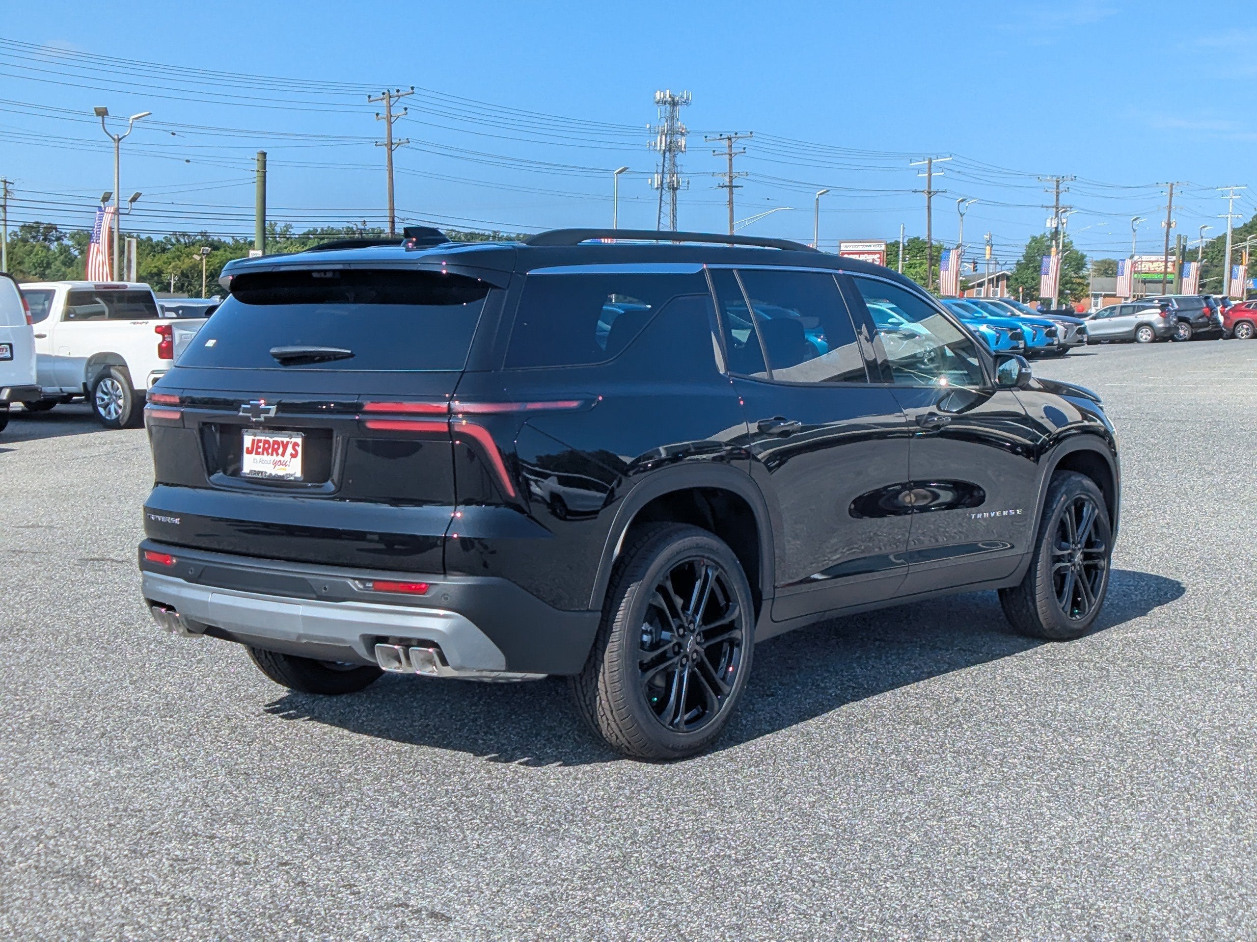 2027 Chevrolet Traverse LT - Photo 7