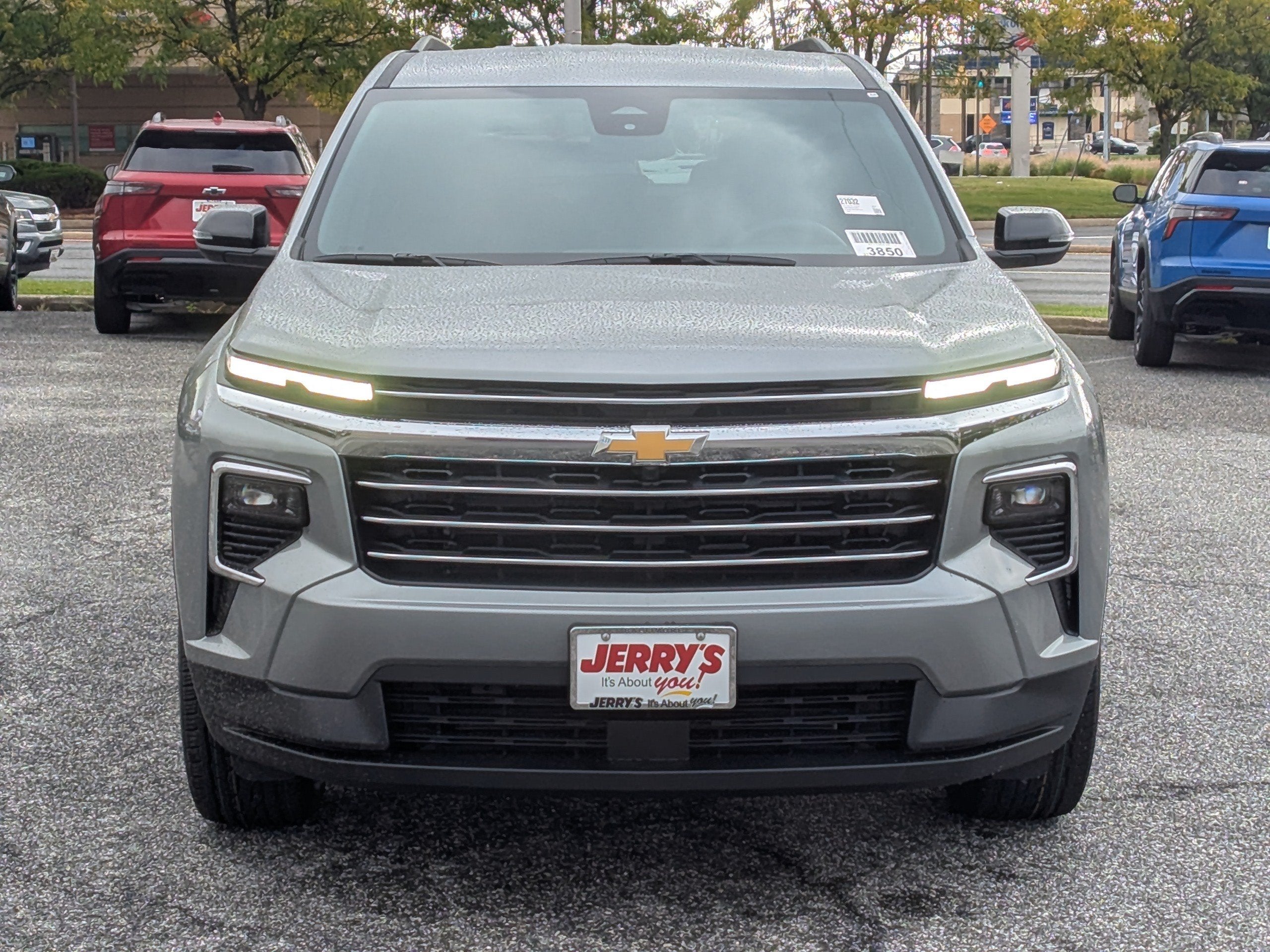 2027 Chevrolet Traverse LT