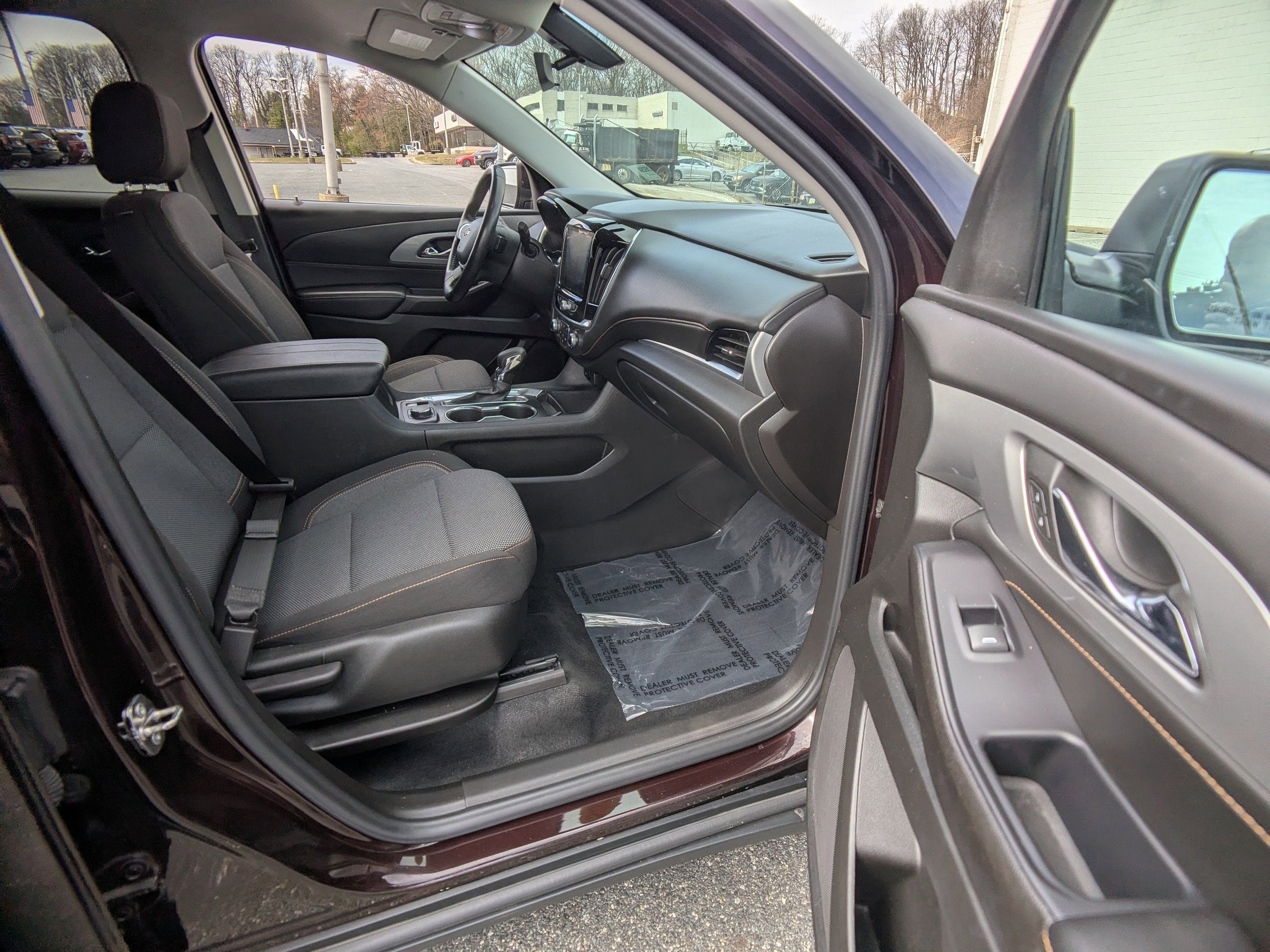 2021 Chevrolet Traverse LT Cloth