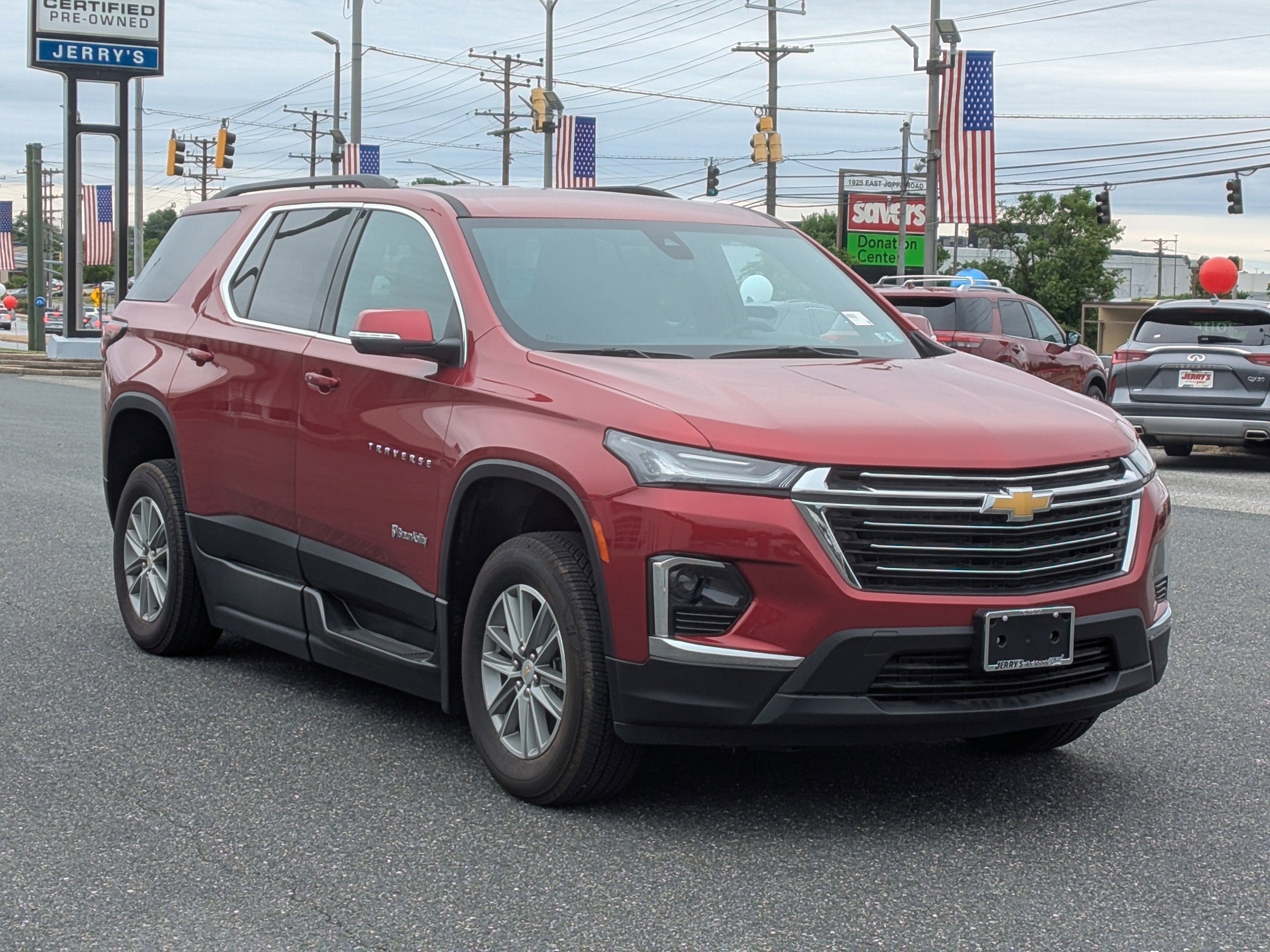 2023 Chevrolet Traverse LT Cloth