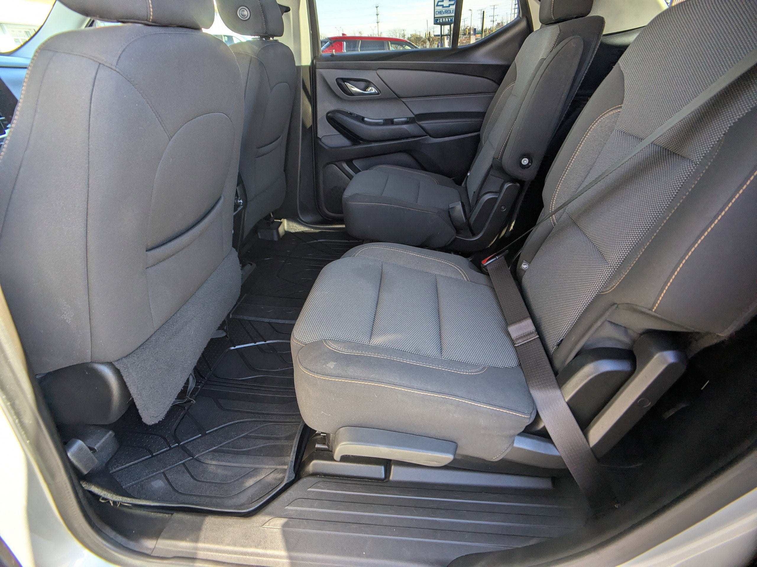2021 Chevrolet Traverse LT Cloth