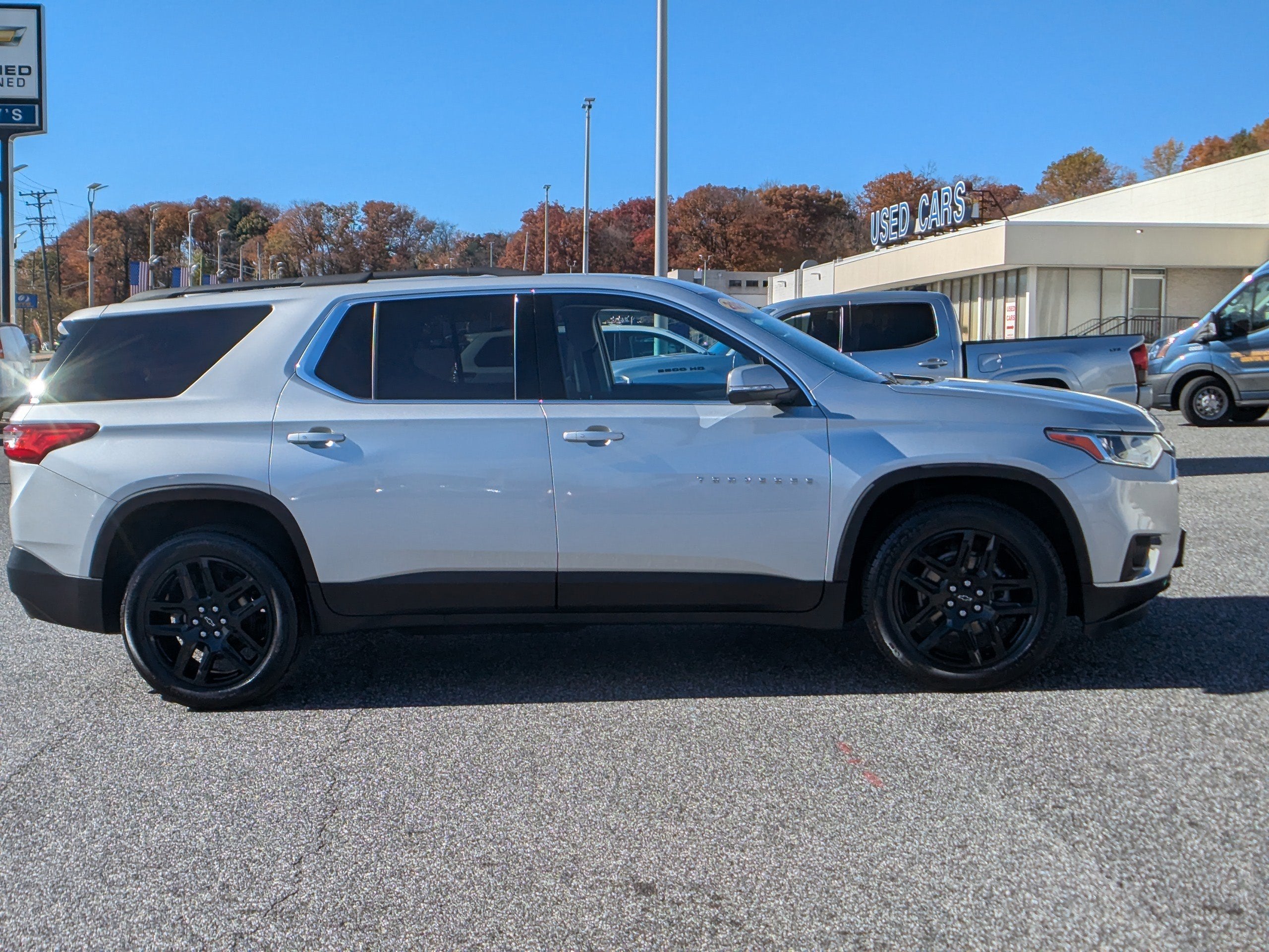 2021 Chevrolet Traverse LT Cloth