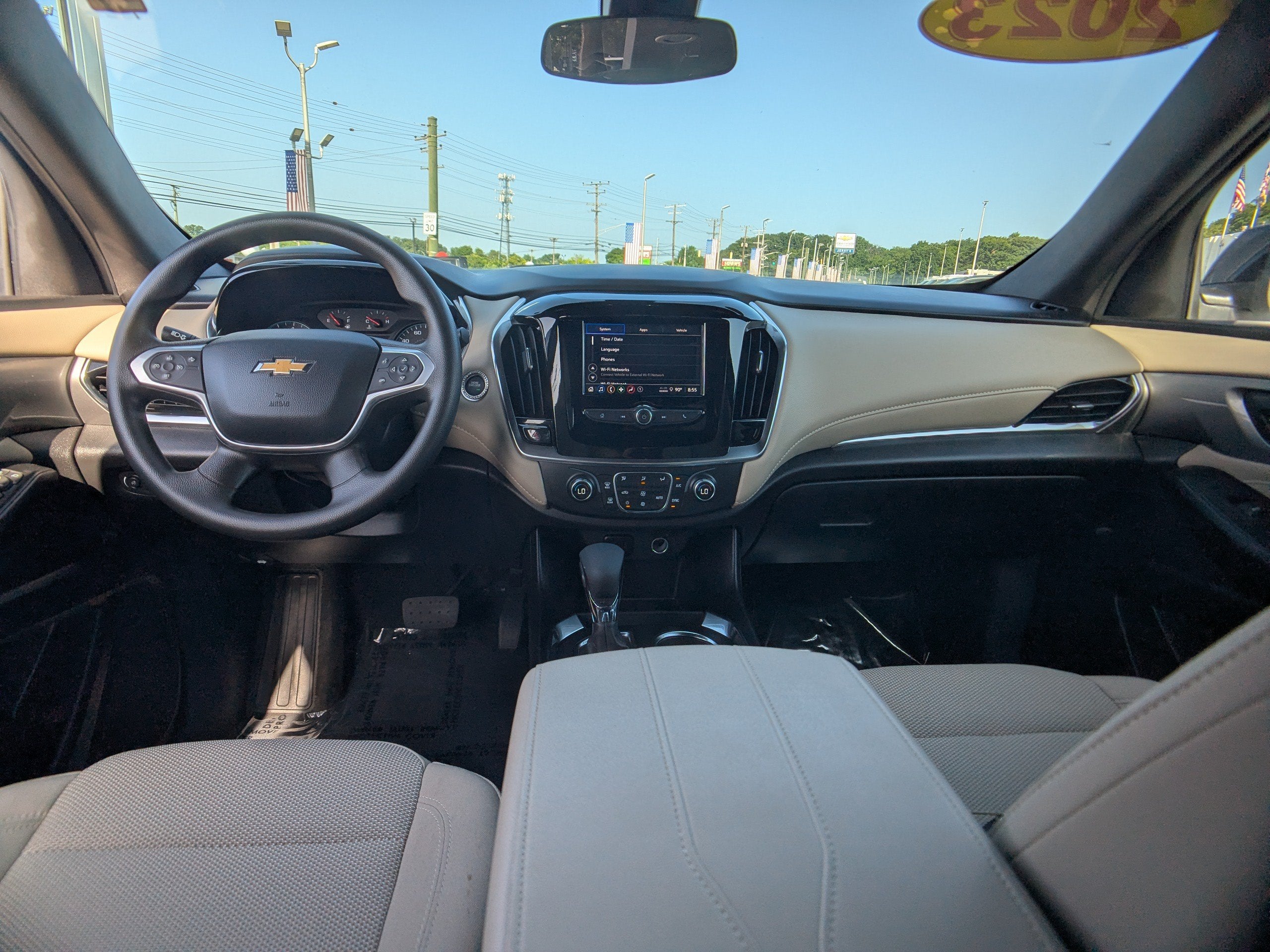 2023 Chevrolet Traverse LS