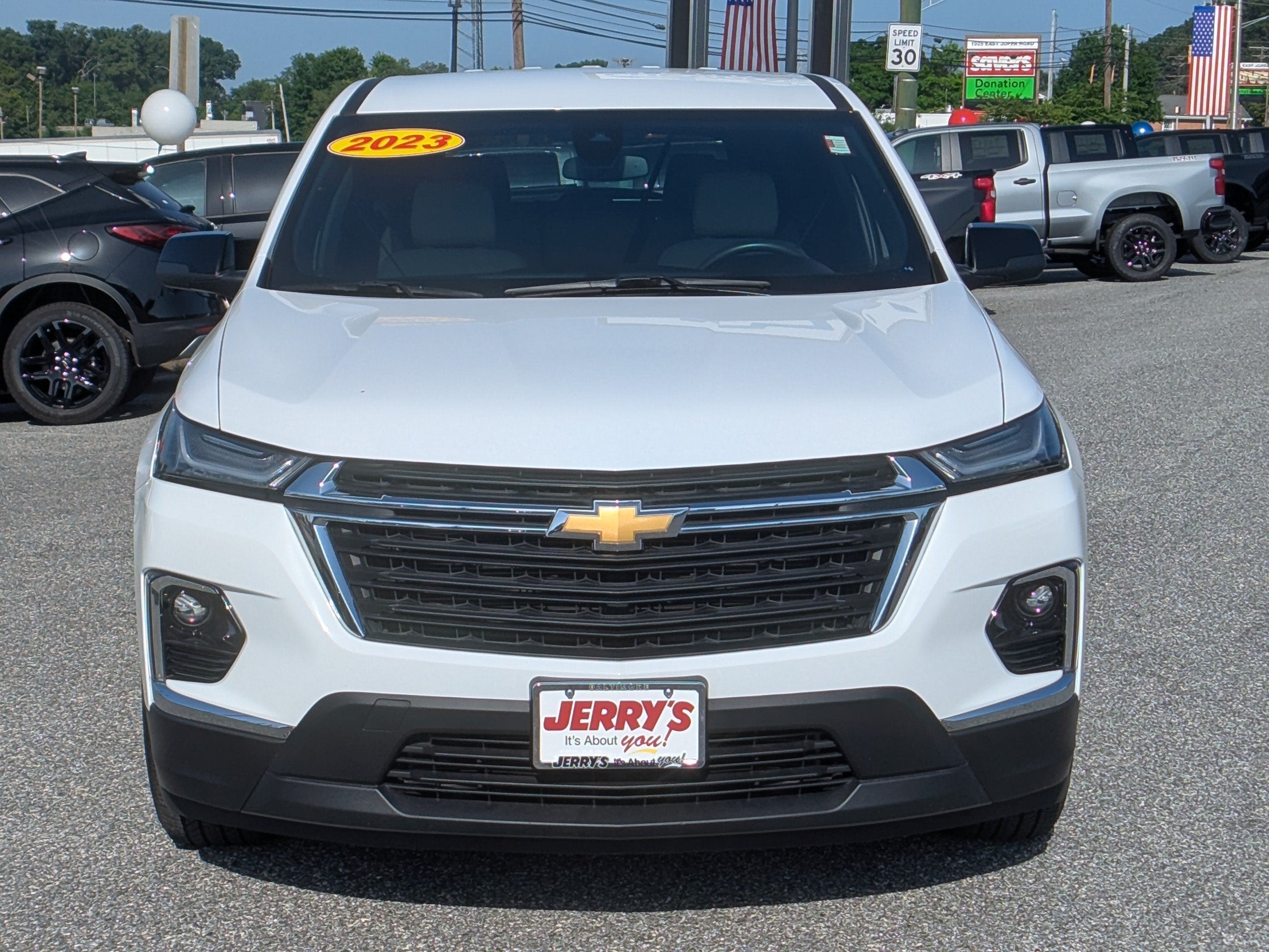 2023 Chevrolet Traverse LS