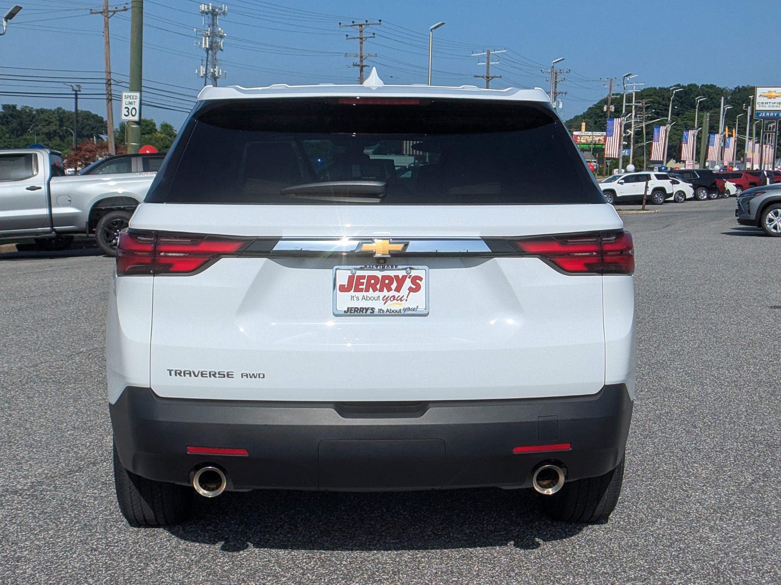 2023 Chevrolet Traverse LS