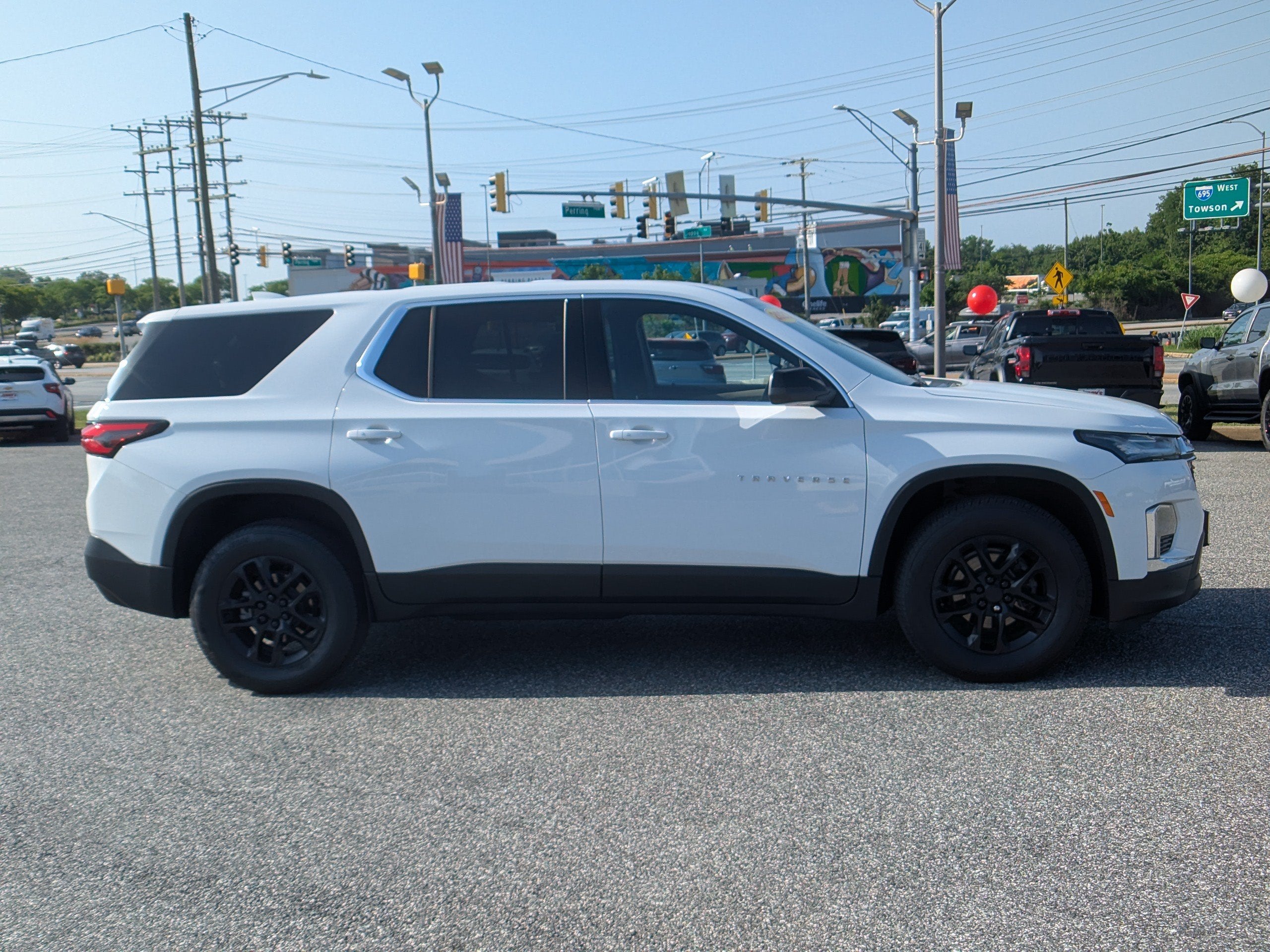2023 Chevrolet Traverse LS