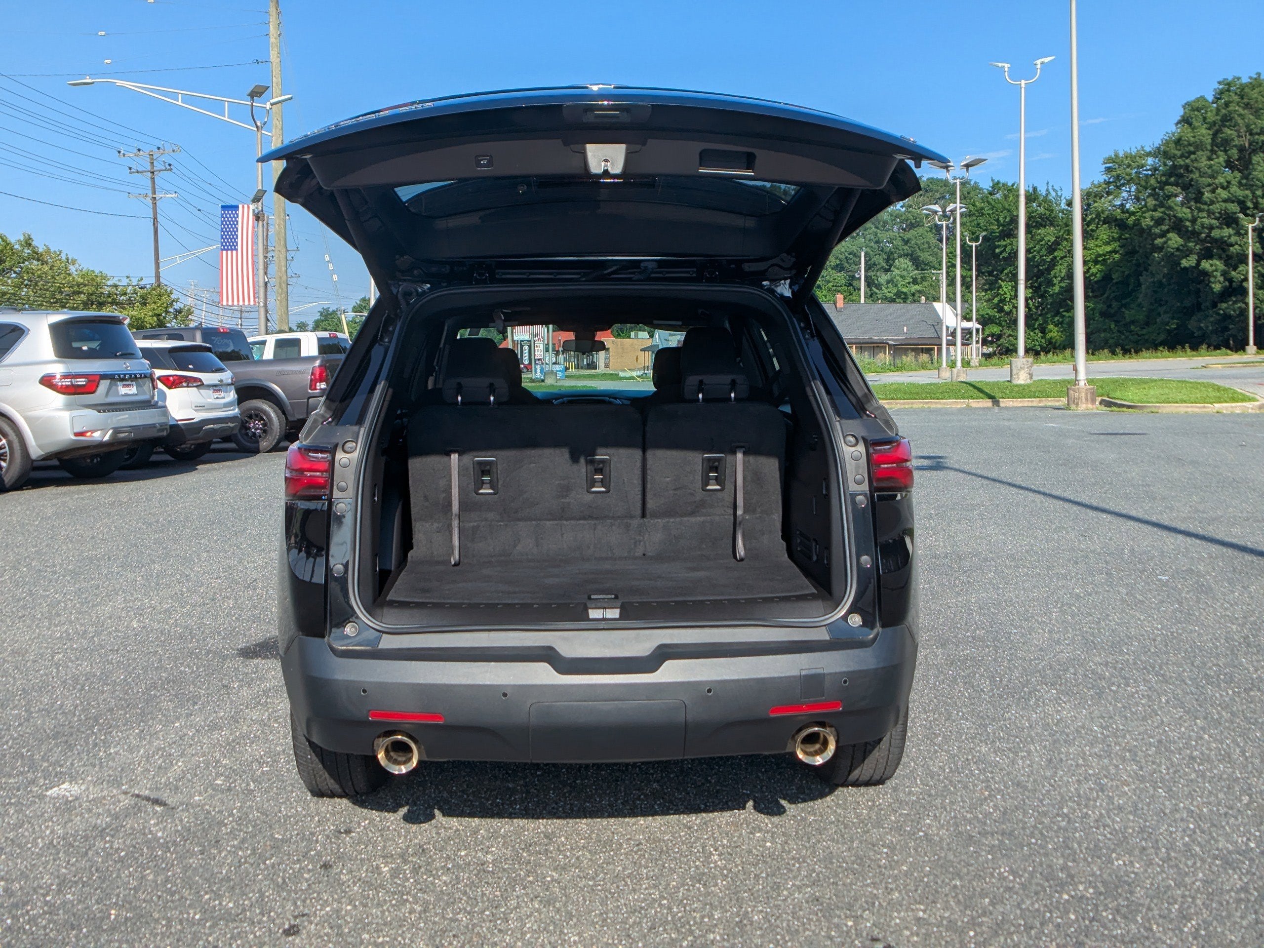 2022 Chevrolet Traverse LT Cloth