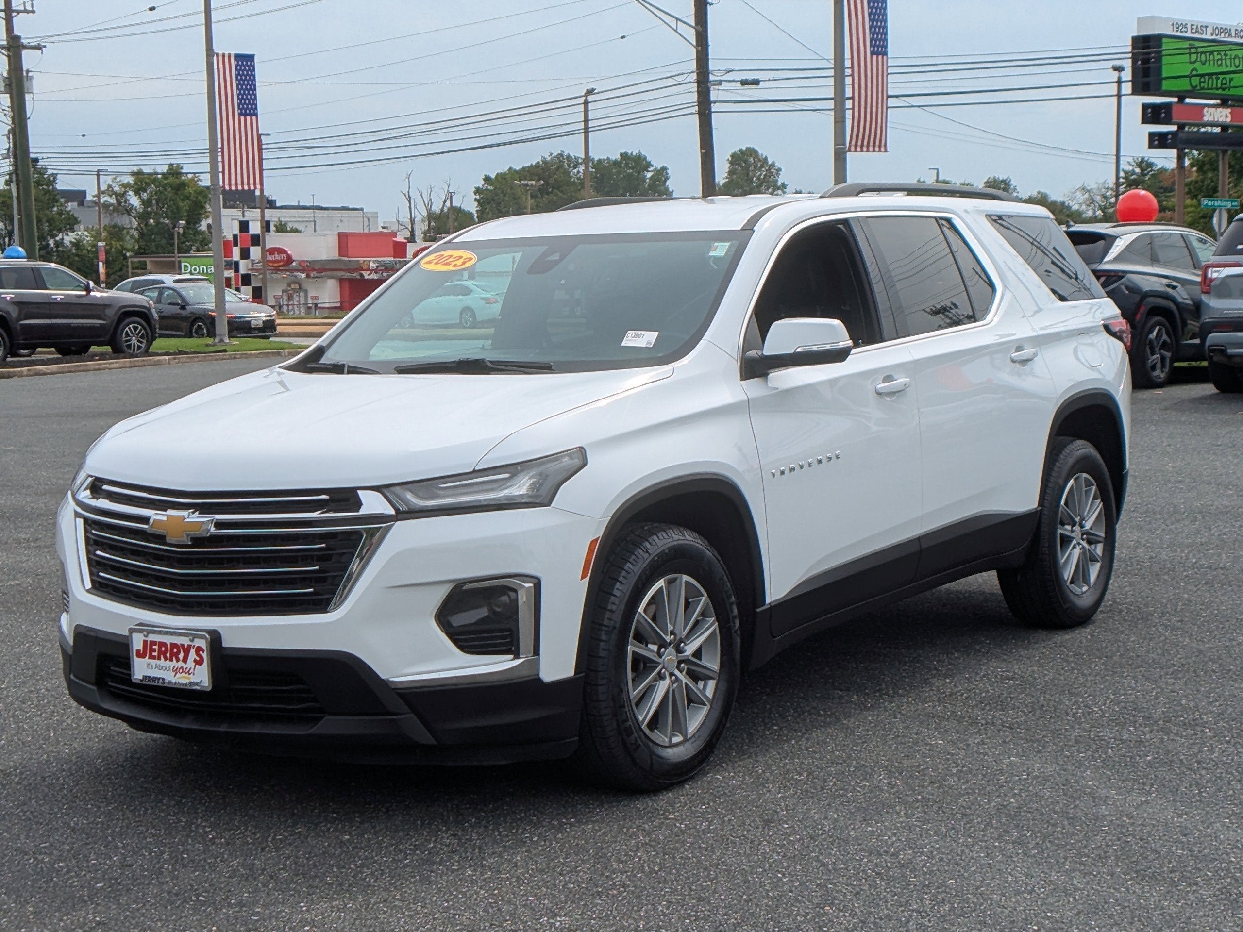 2023 Chevrolet Traverse LT Leather