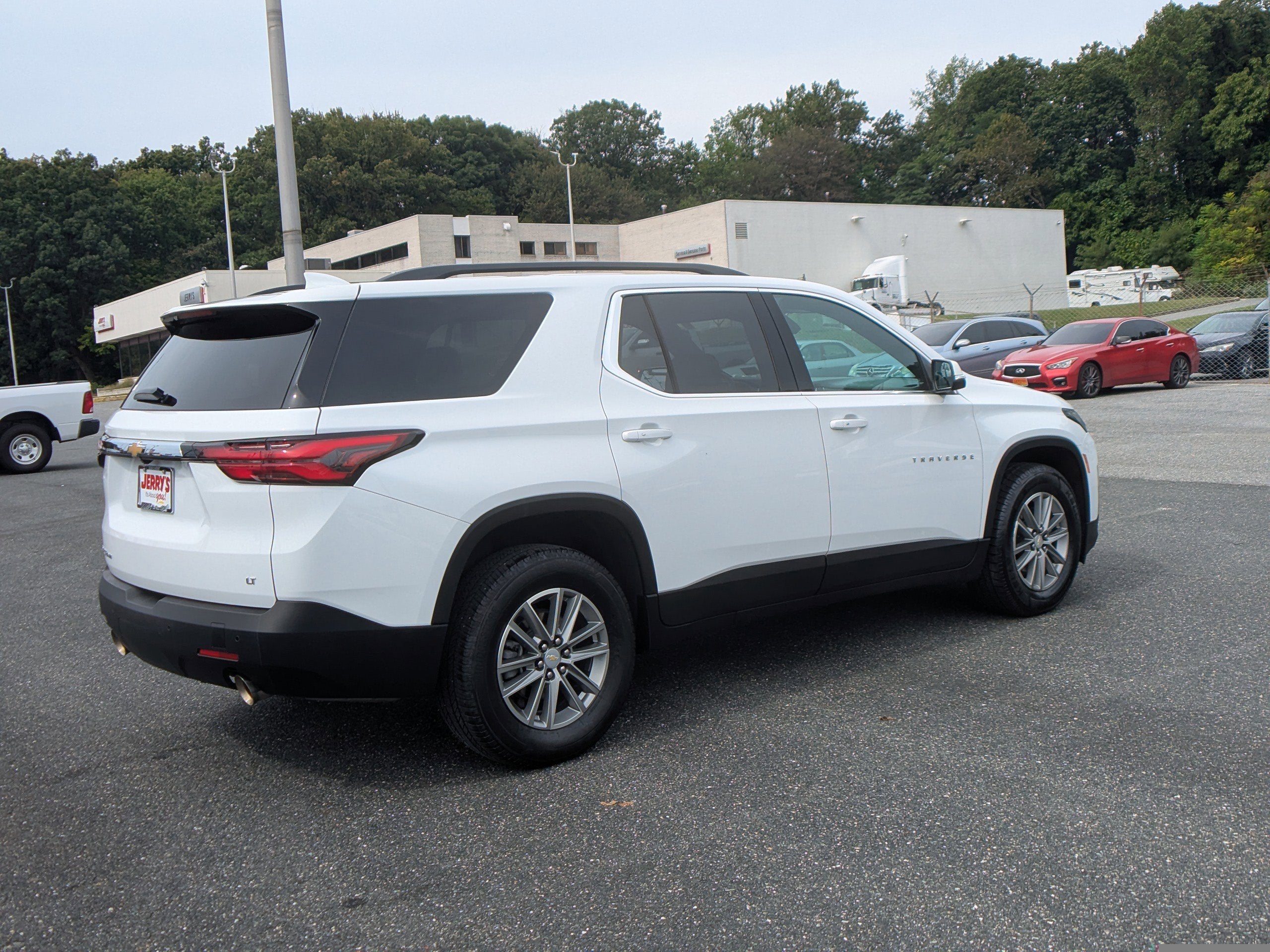 2023 Chevrolet Traverse LT Leather