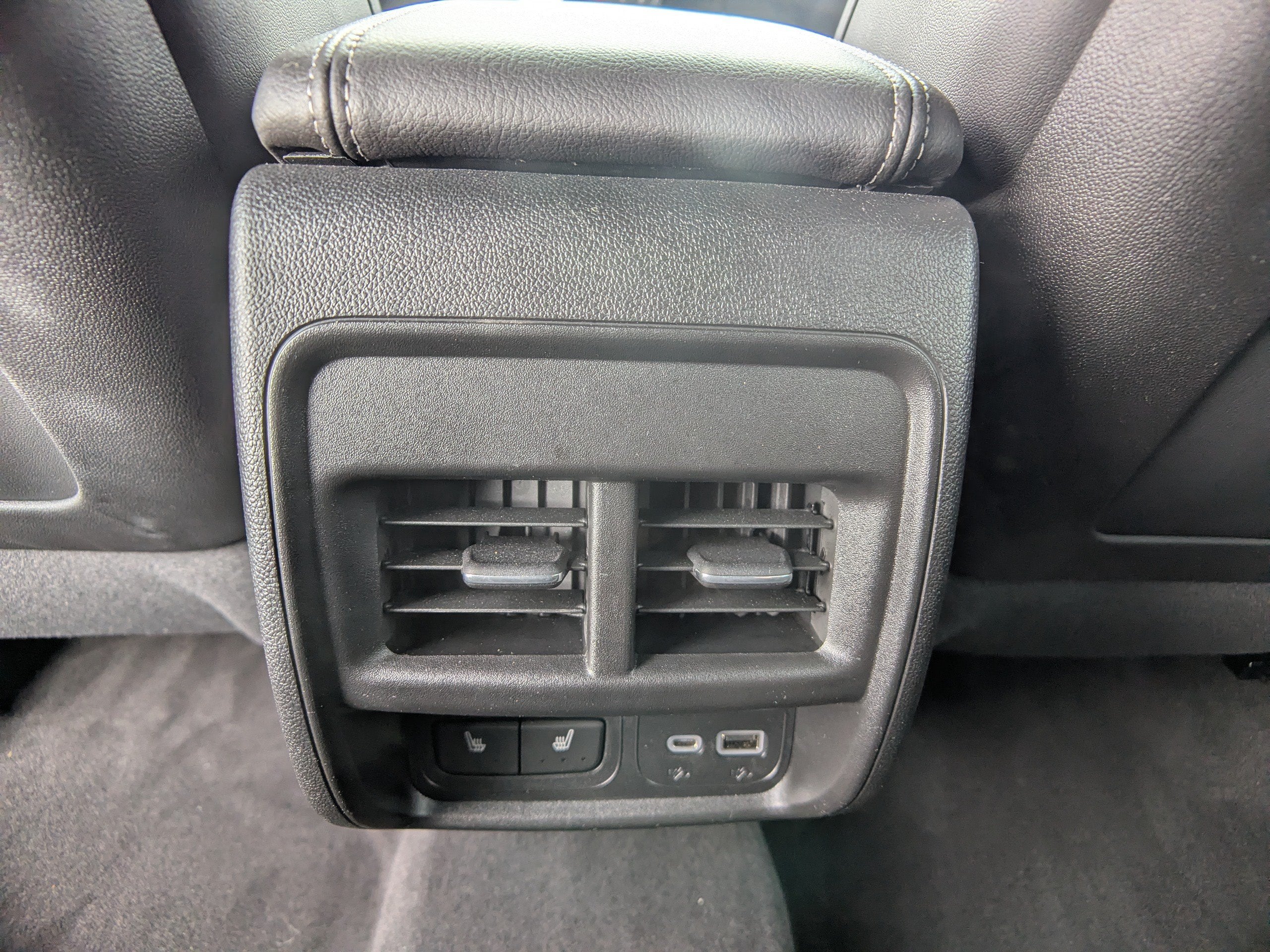 2023 Cadillac XT4 AWD Luxury