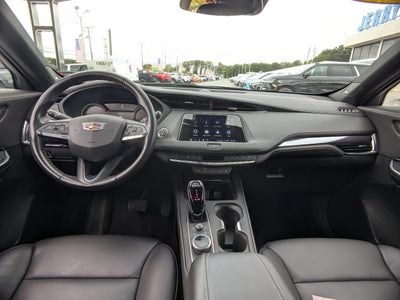 2023 Cadillac XT4 AWD Luxury