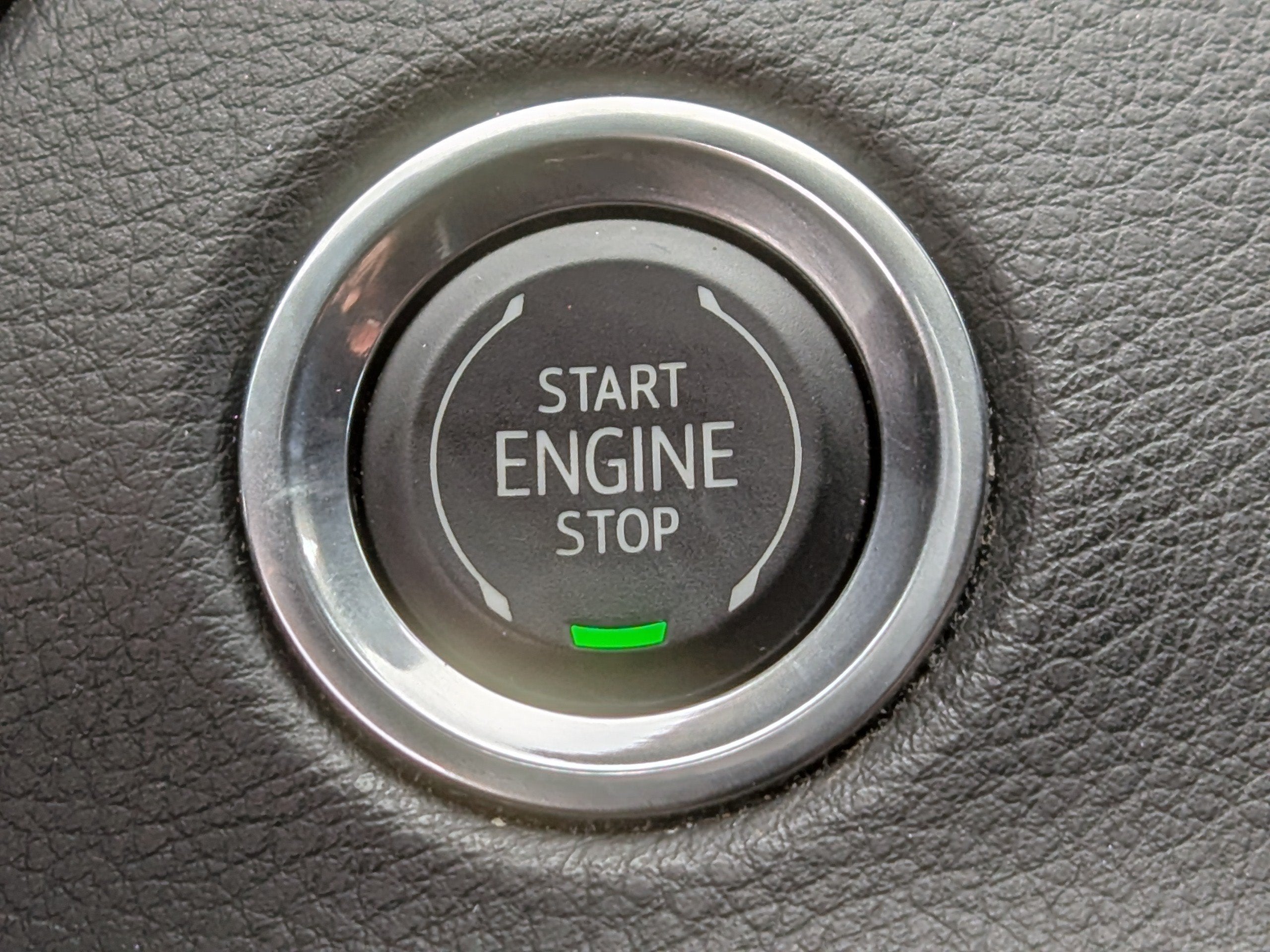 2023 Cadillac XT4 AWD Luxury